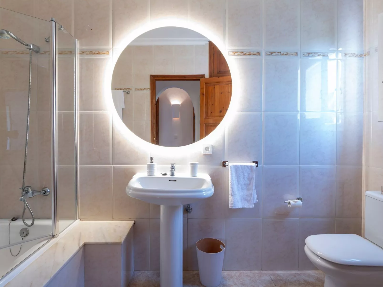 Villa Margarita in Son Bou mit Pool und Meerblick