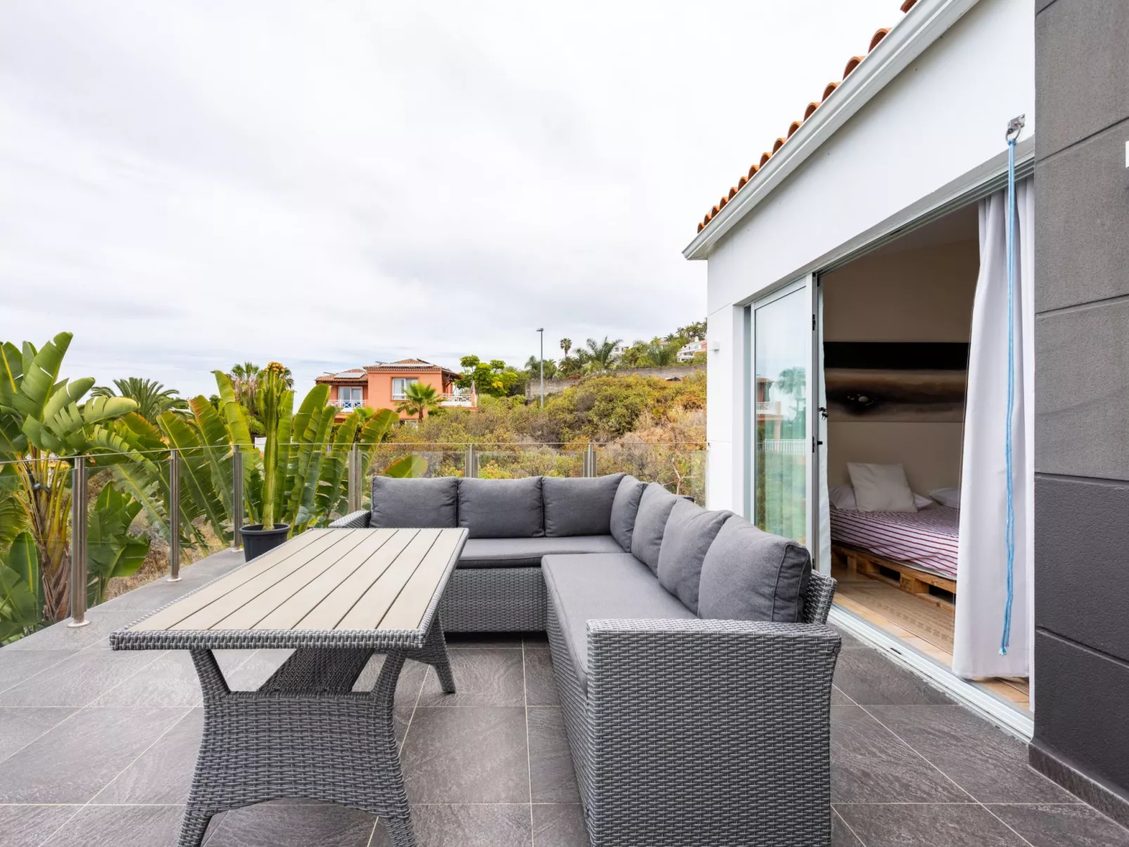 Villa Isla Bonita-Inside