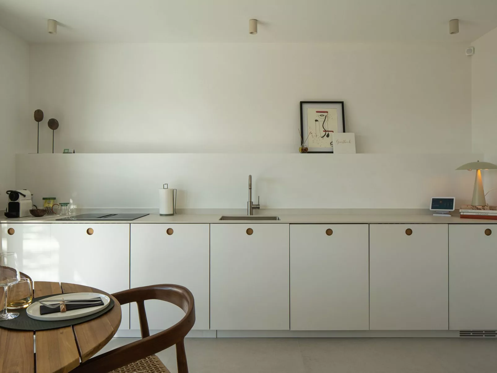 Privater Pool - Terrasse mit Aussicht - Tolle Lage-Dedans