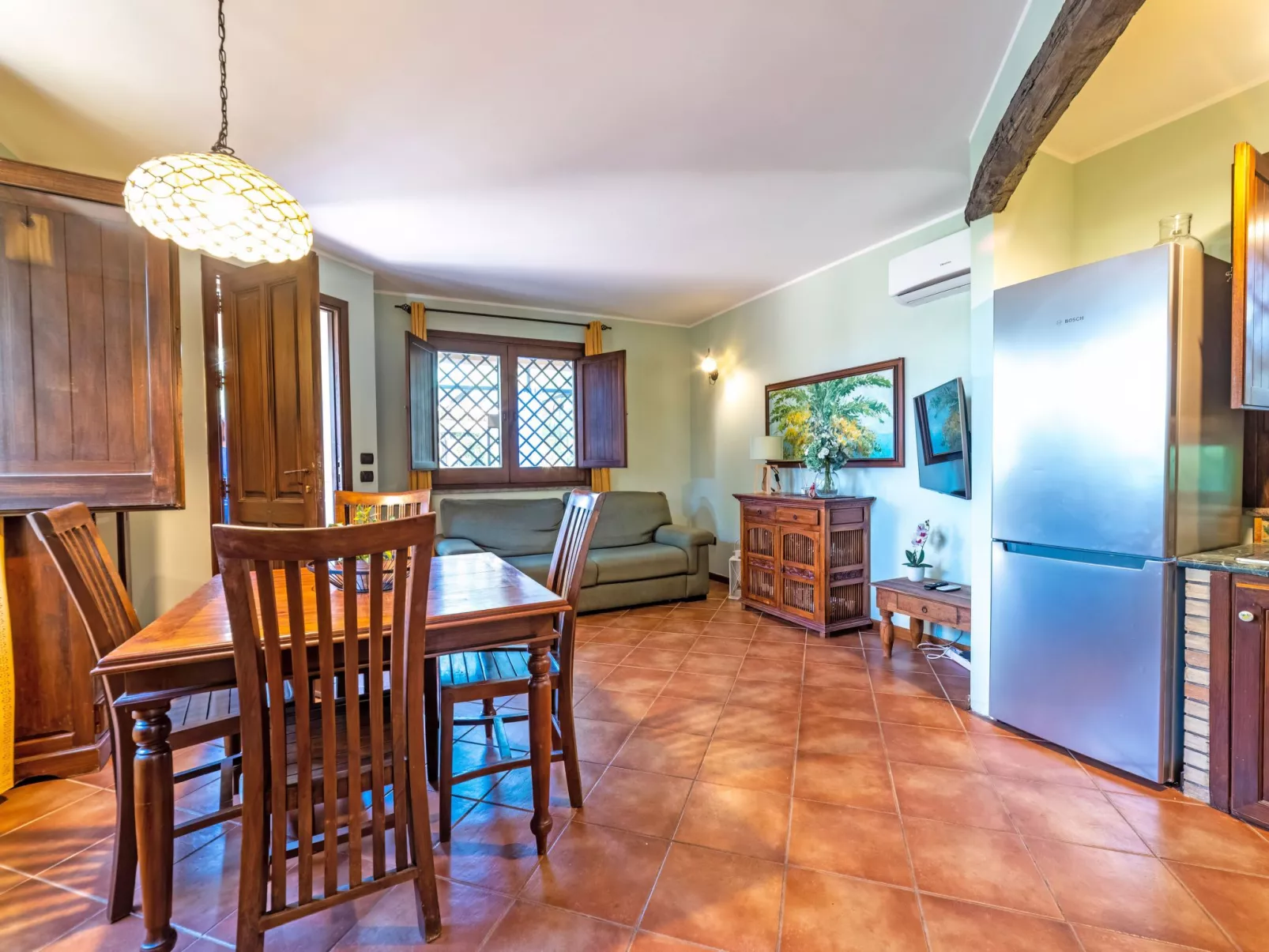 Gemütliches Haus in Carini mit privatem Pool-Drinnen