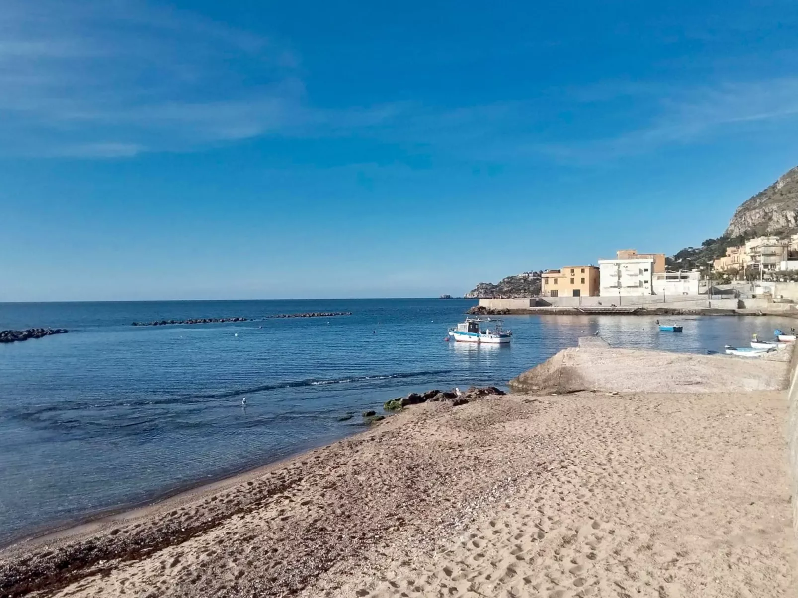 Meeresstrand - La Riva-Umgebung