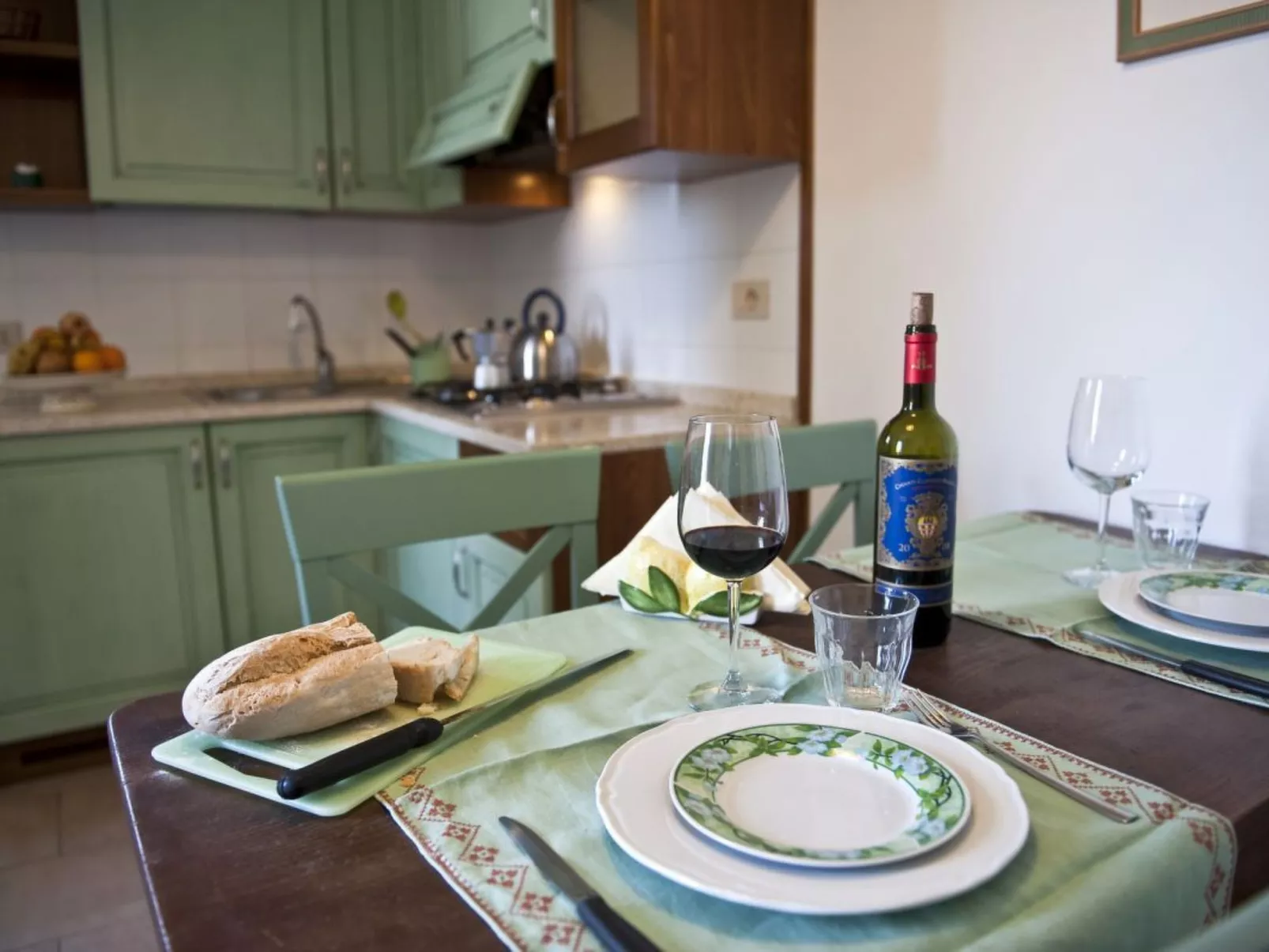 Landgut "Rondine" mit Garten, Grill und Terrasse