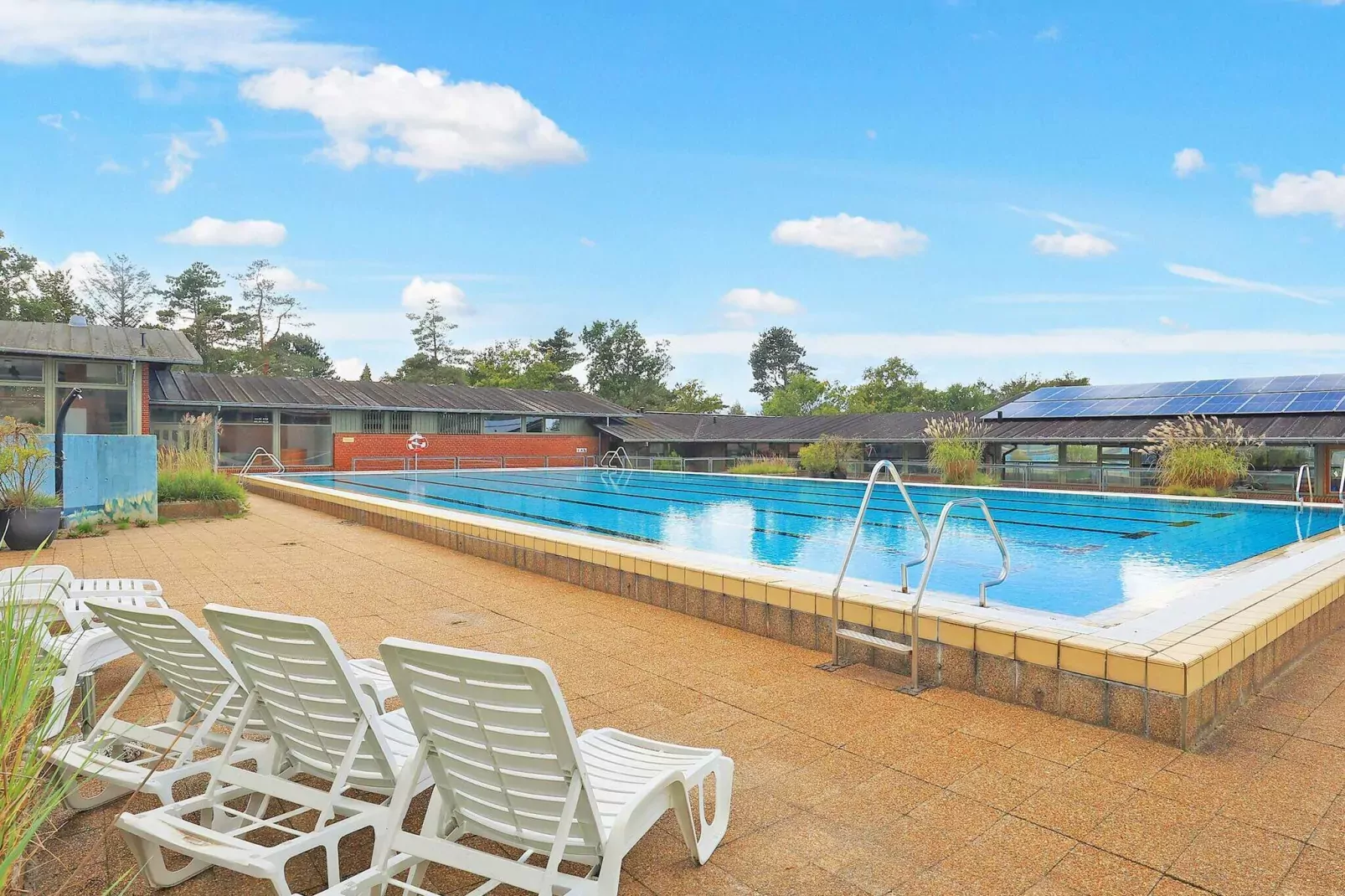 3 room,w/seaview,Premium-Pool