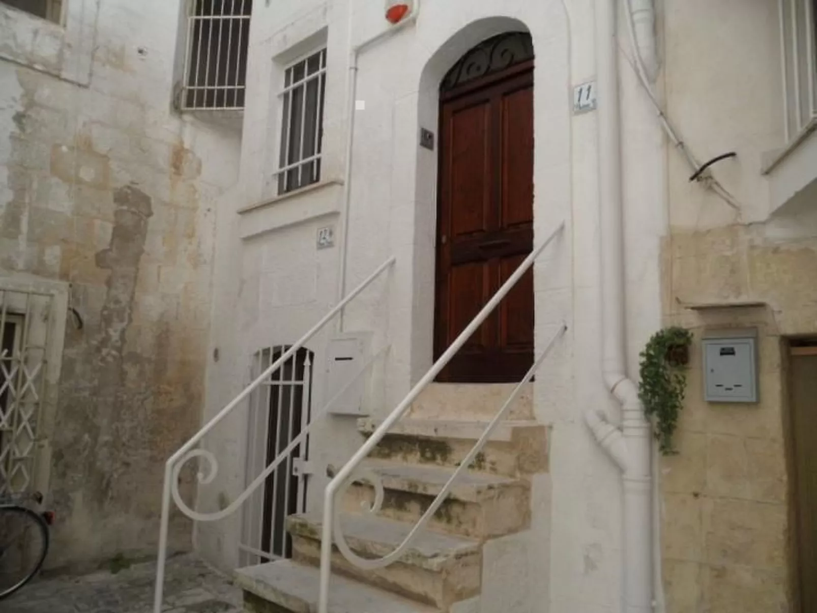 'Dimora Leoci 2-Image-tags.info