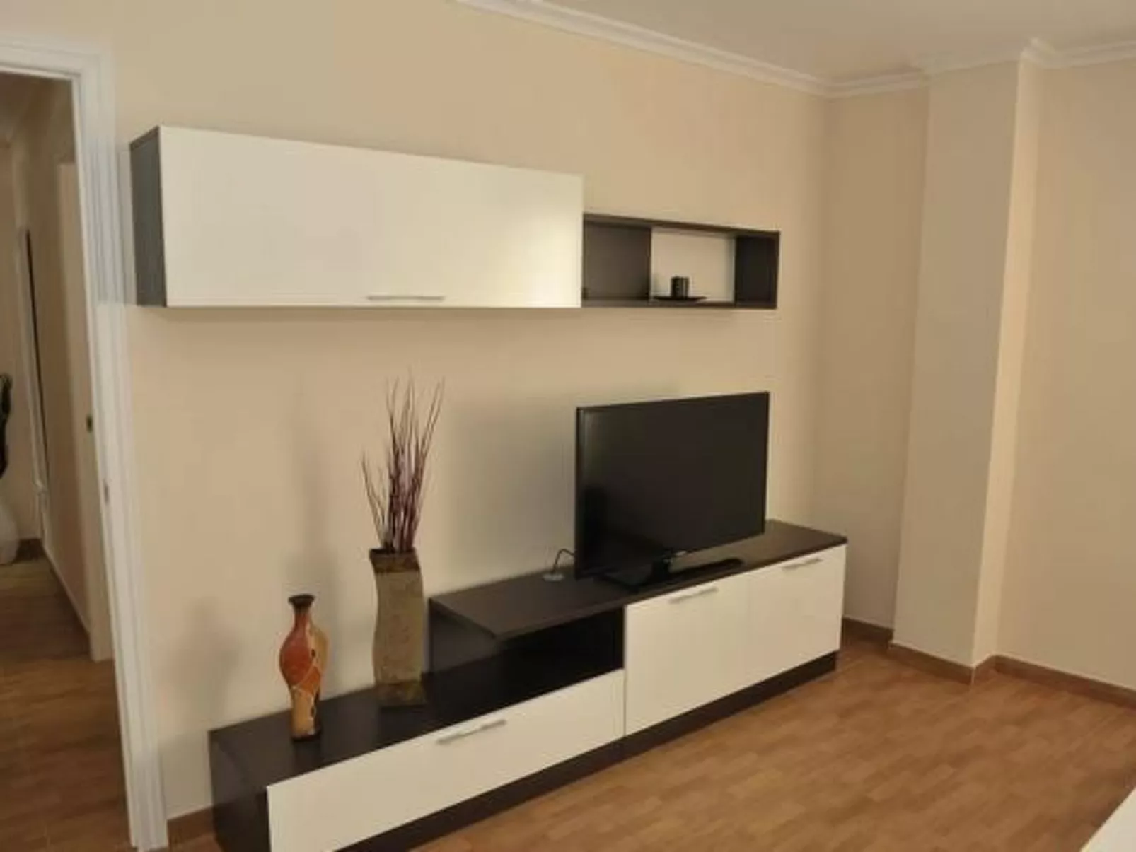 "Yovalu1" mit Balkon