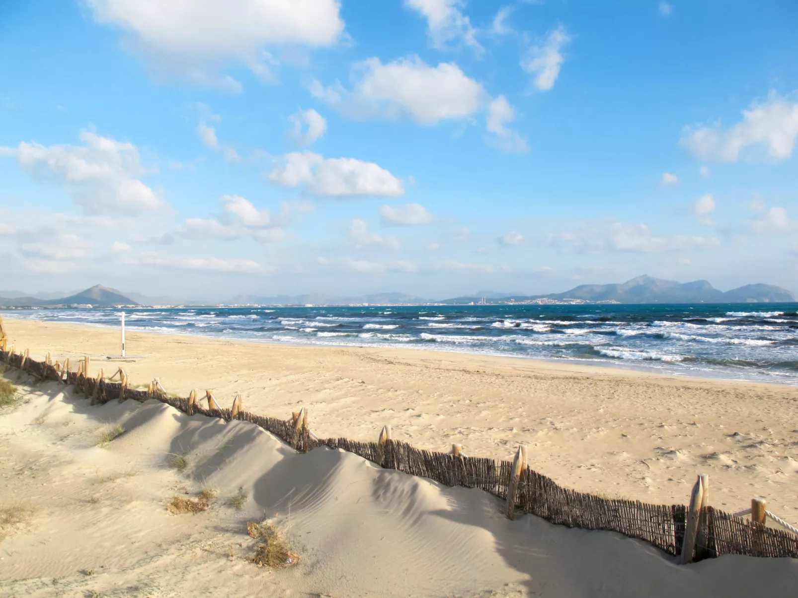 Finca "Mallorca Muro" mit Garten und Grill-Environnement