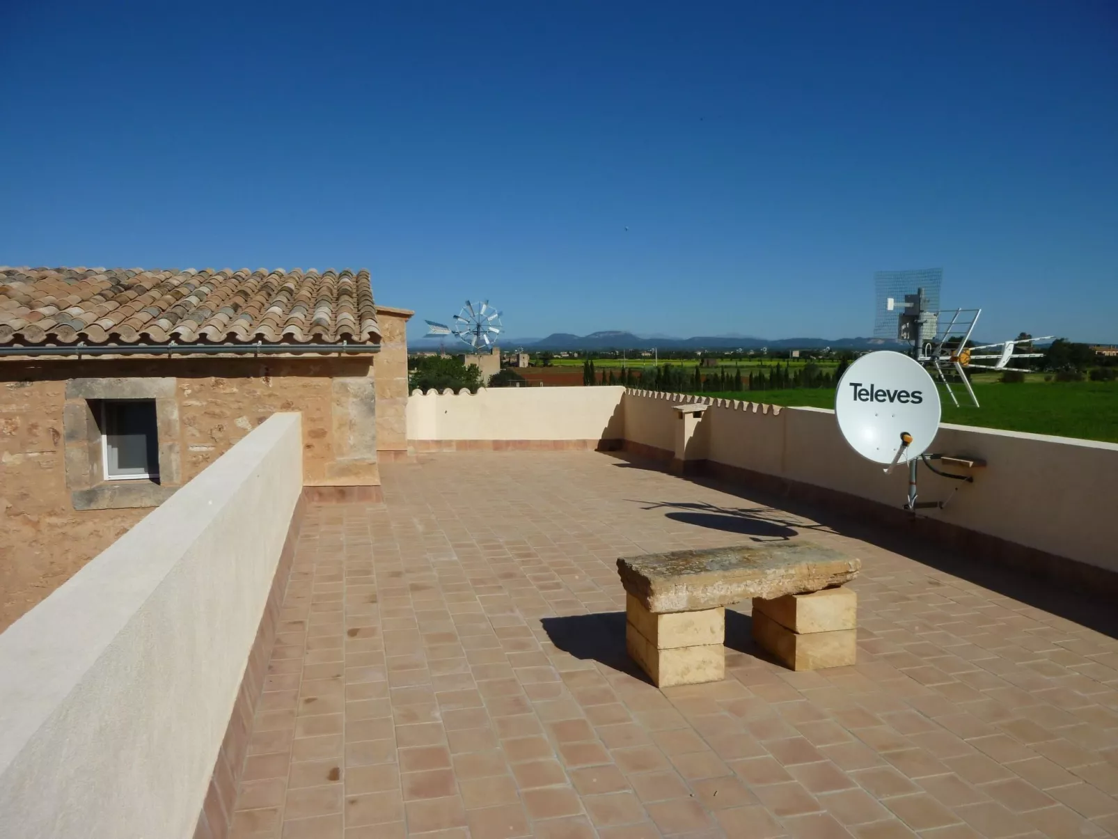 In Campos mit Privatem Pool-Outside