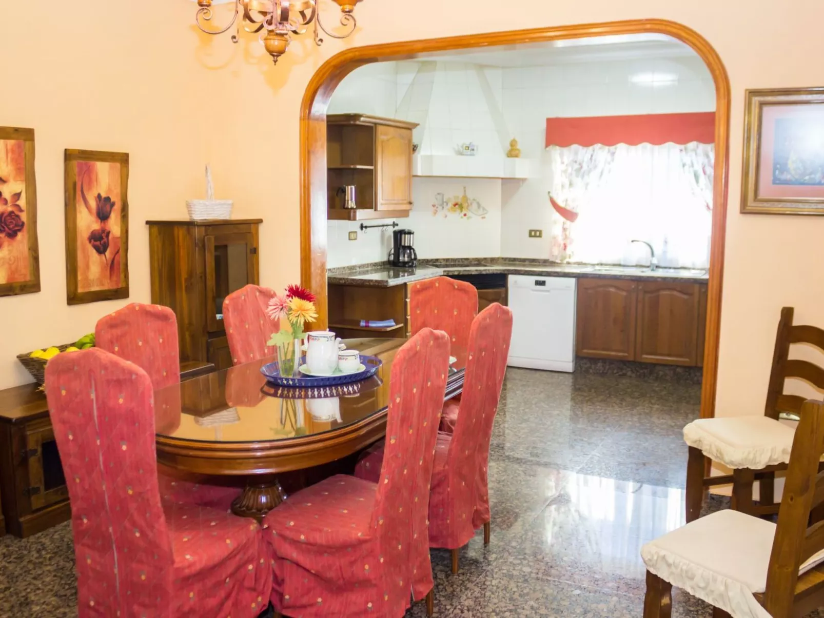 "Floratere" mit Terrasse-Inside