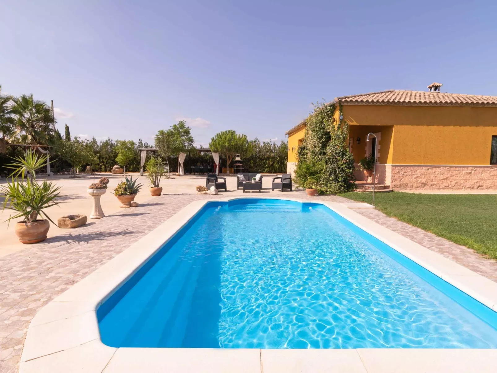 Villa Lucrecia Landhaus-Outside