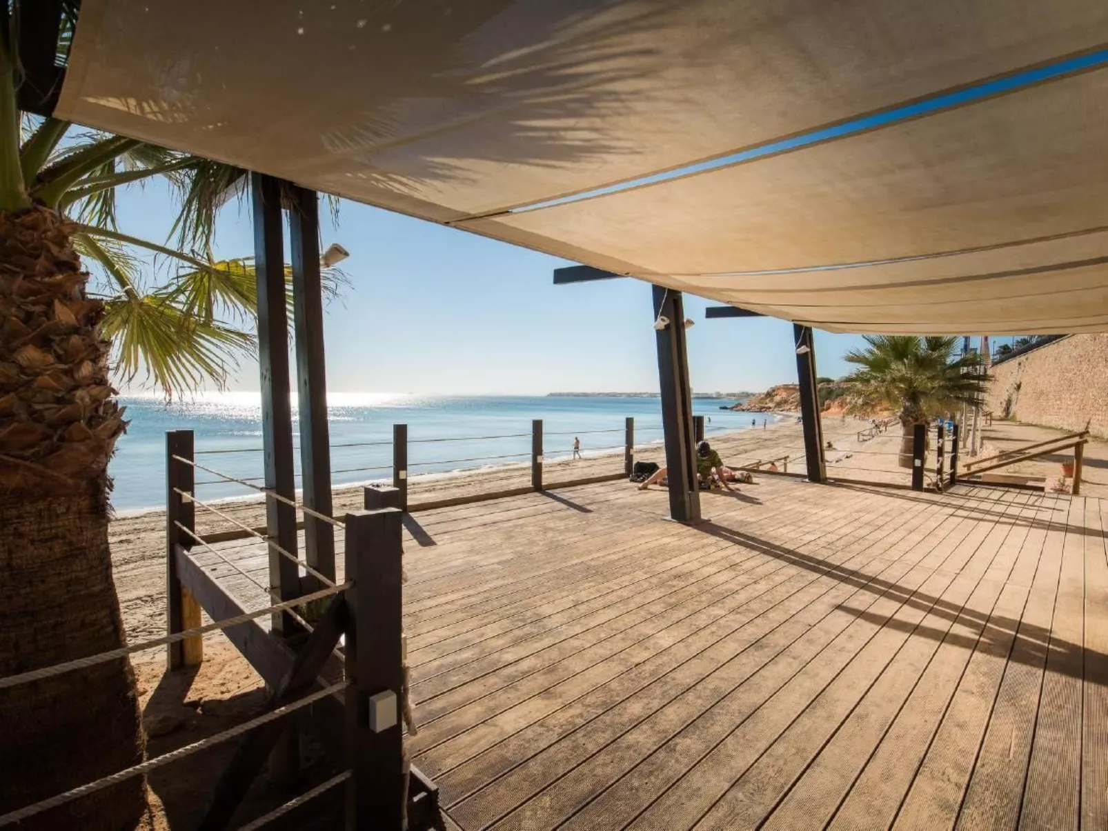 Sea Senses' Suite mit Gemeinschaftspool-Dehors