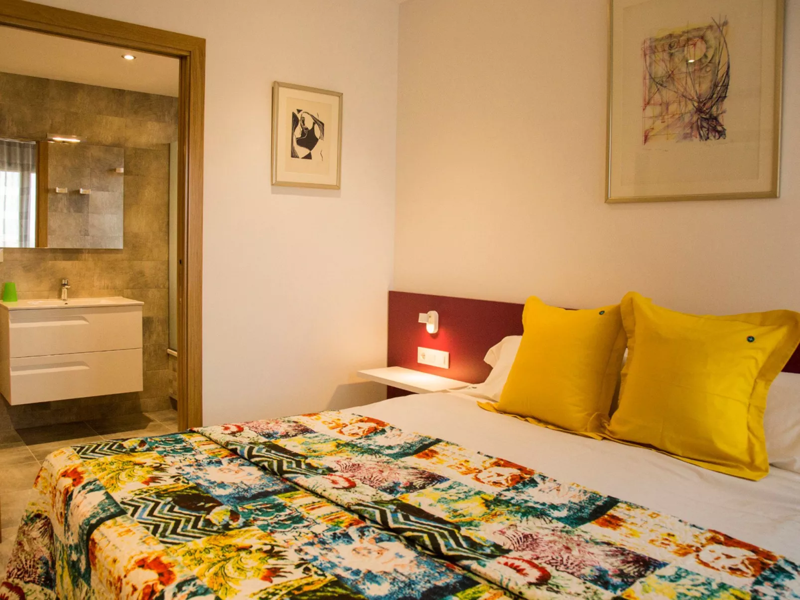 Moderne Villa Medes Mar mit Privatpool