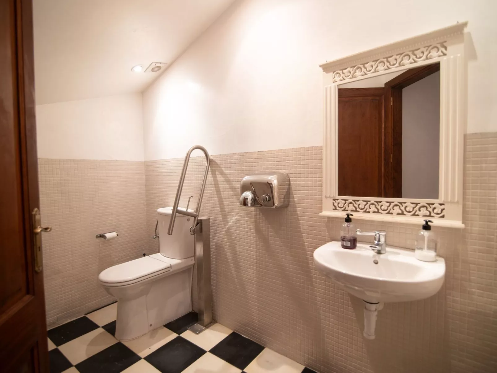 Villa Nekazabal-Image-tags.info