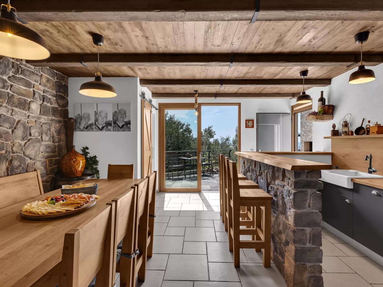 Villa Oscar mit Pool-Dedans