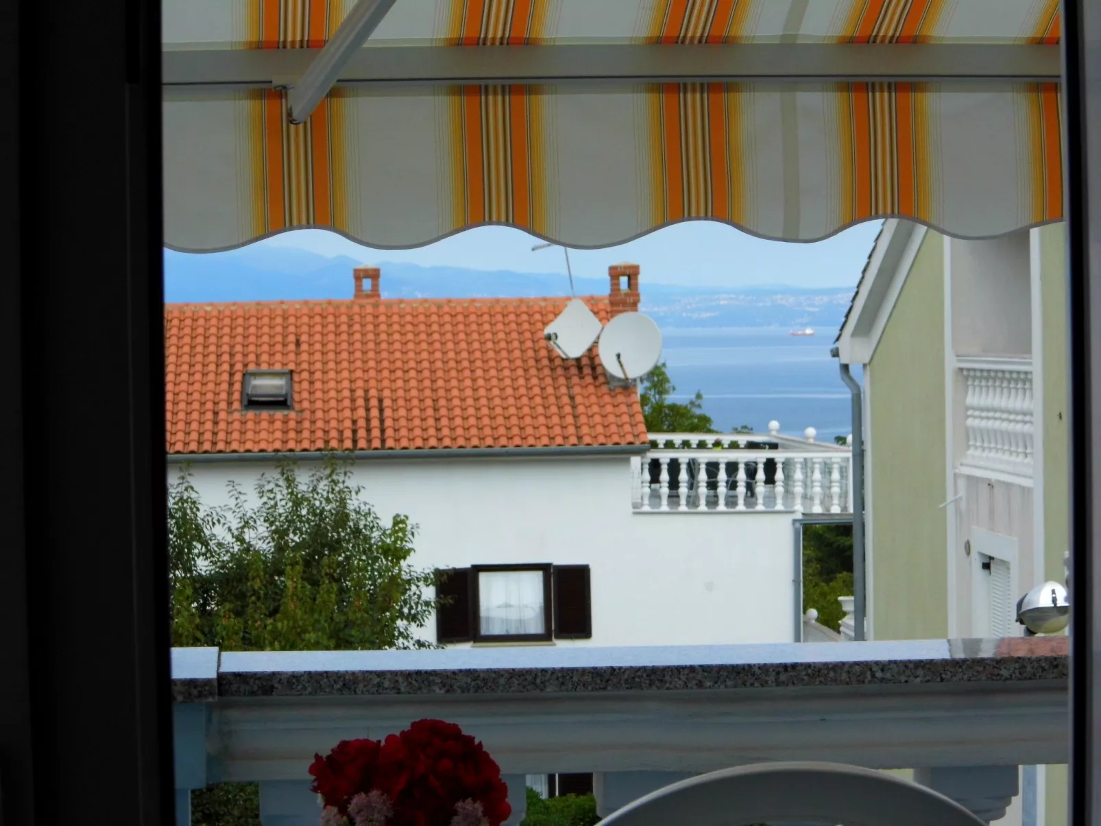 Schöne, geräumige Wohnung in der ersten Etage