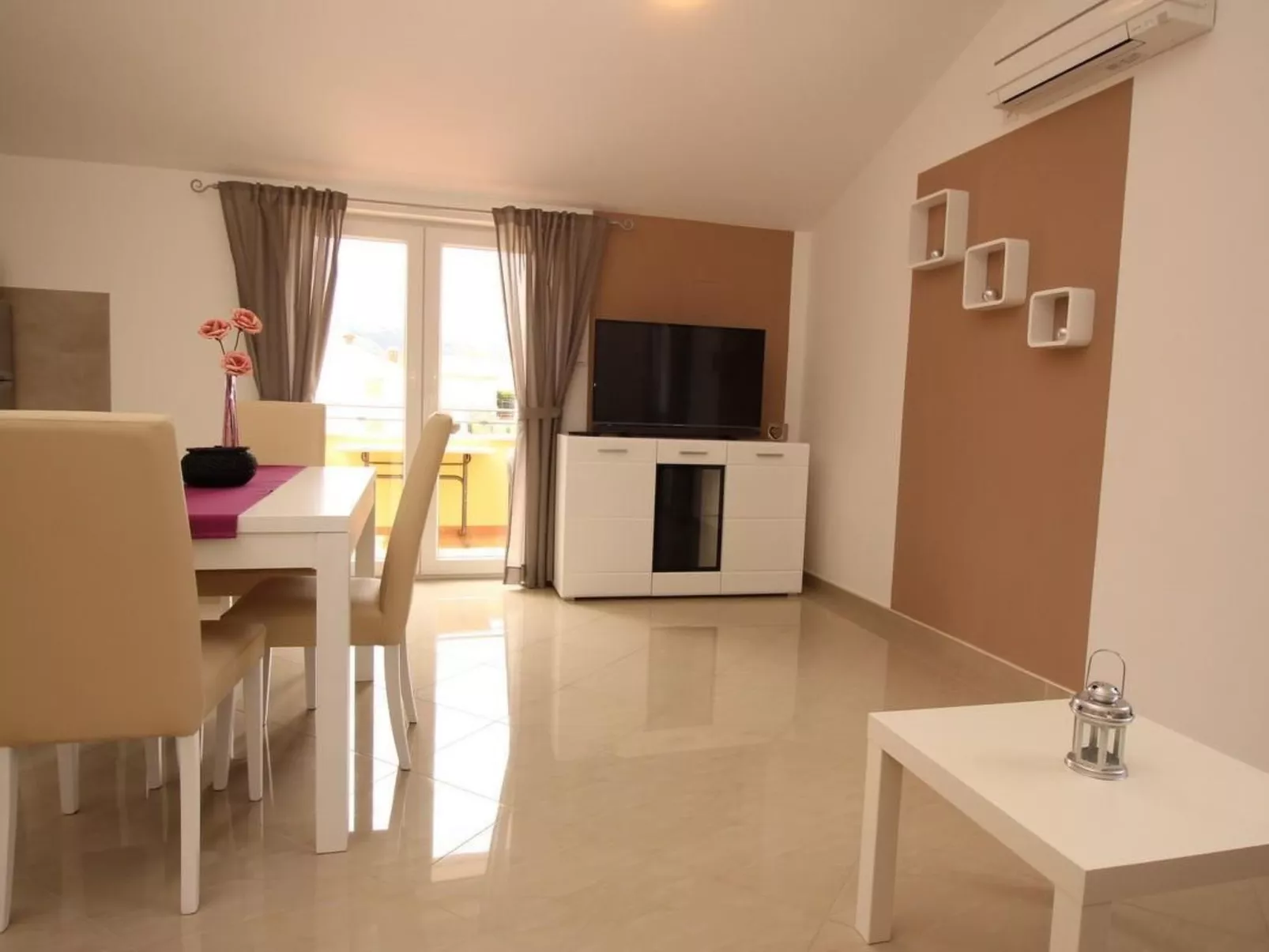 Gorica II A2+2 br.8