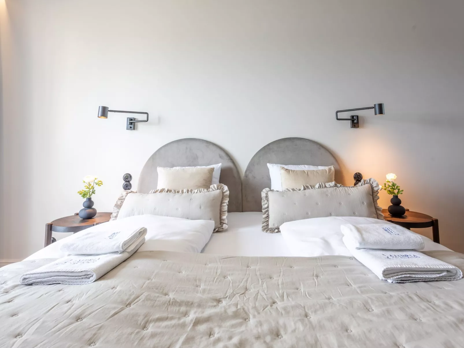 Concha mit Blick auf den Hafen-Image-tags.info