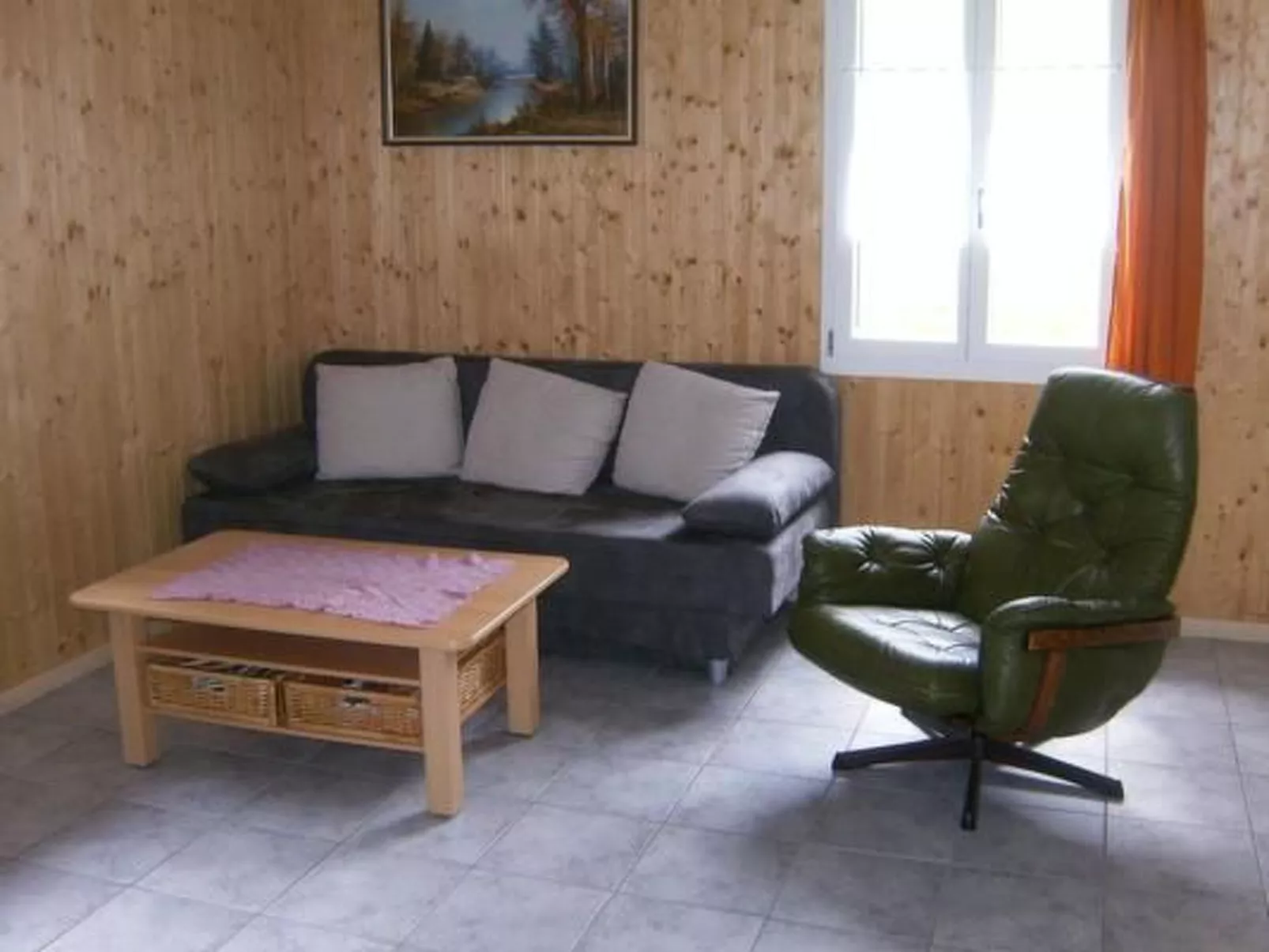 Ferien im grünen links-Dedans