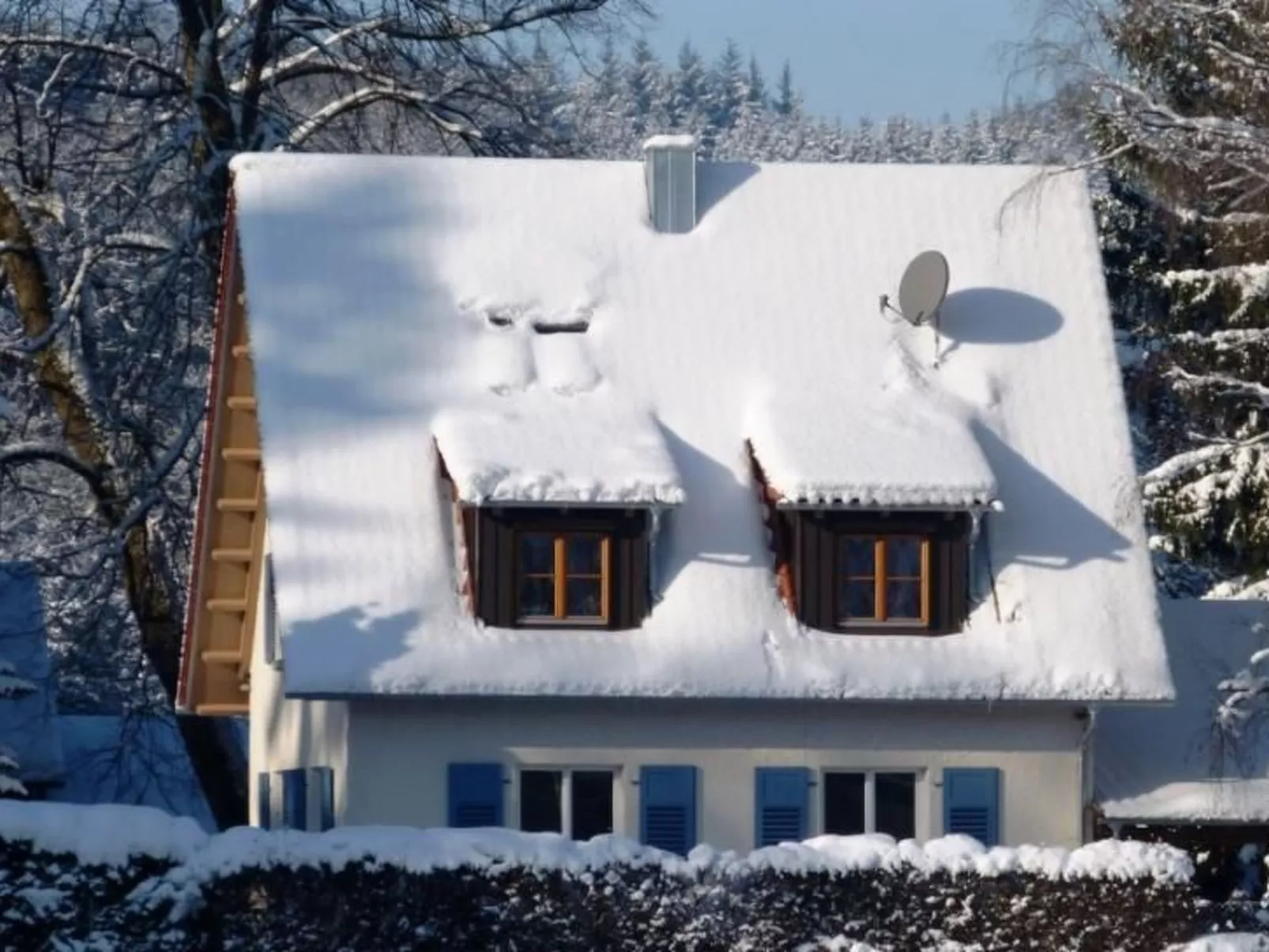 Haus mit  freier Fahrradnutzung und kleinem Boot-Dehors