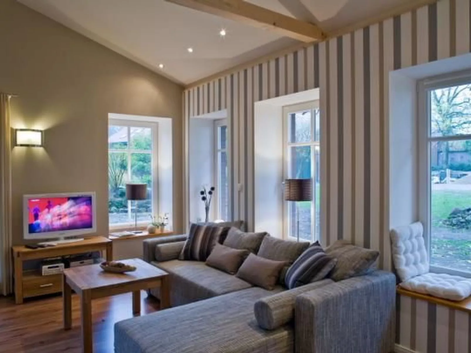 Apartment Teichblick mit eigener Terrasse