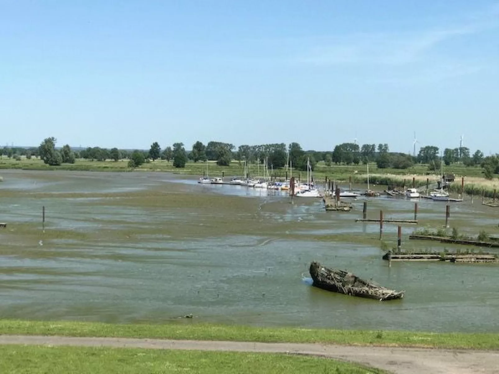 Gemütliches Reetdachhaus in Schleswig-Holstein