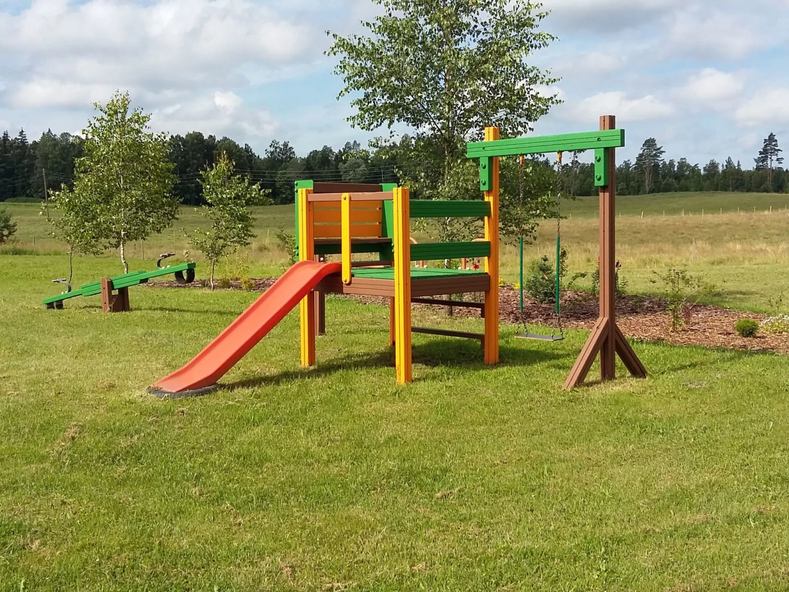 Fuchsbau in Waldnähe