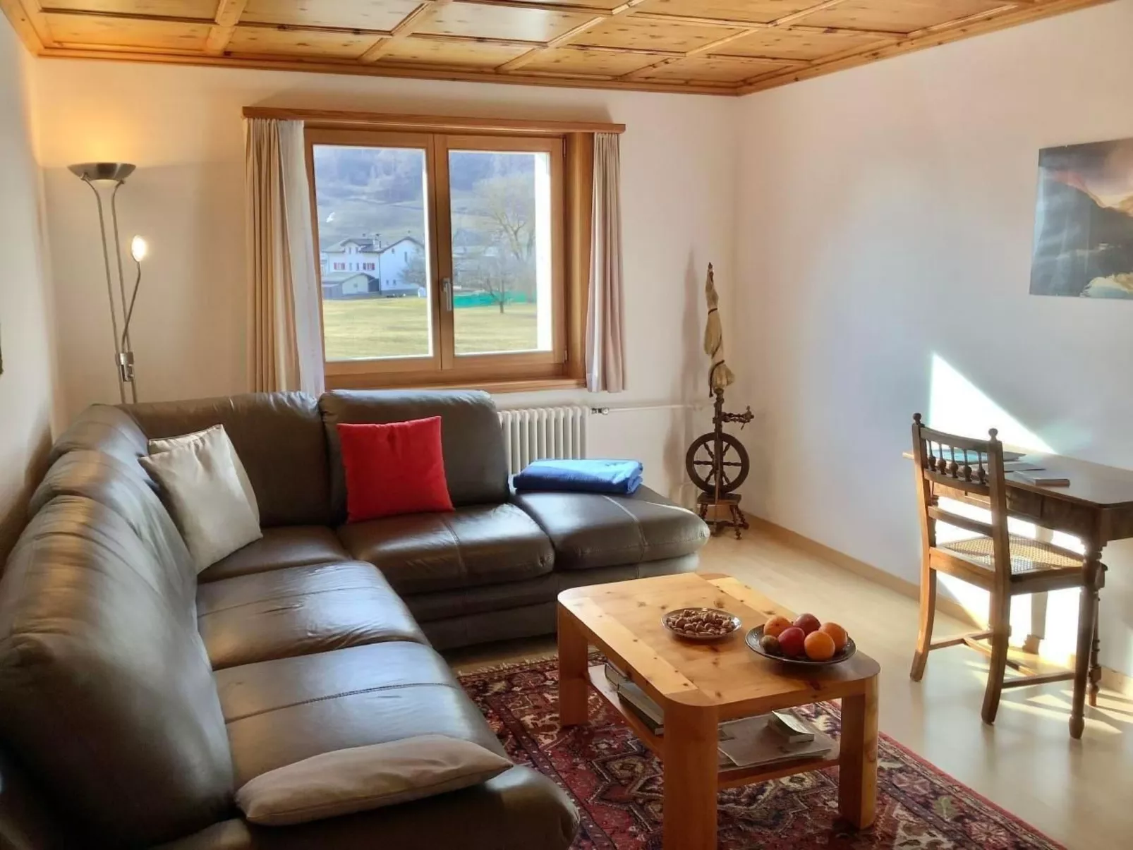 Sonnige 2.5-Zimmer Wohnung an ruhiger Lage