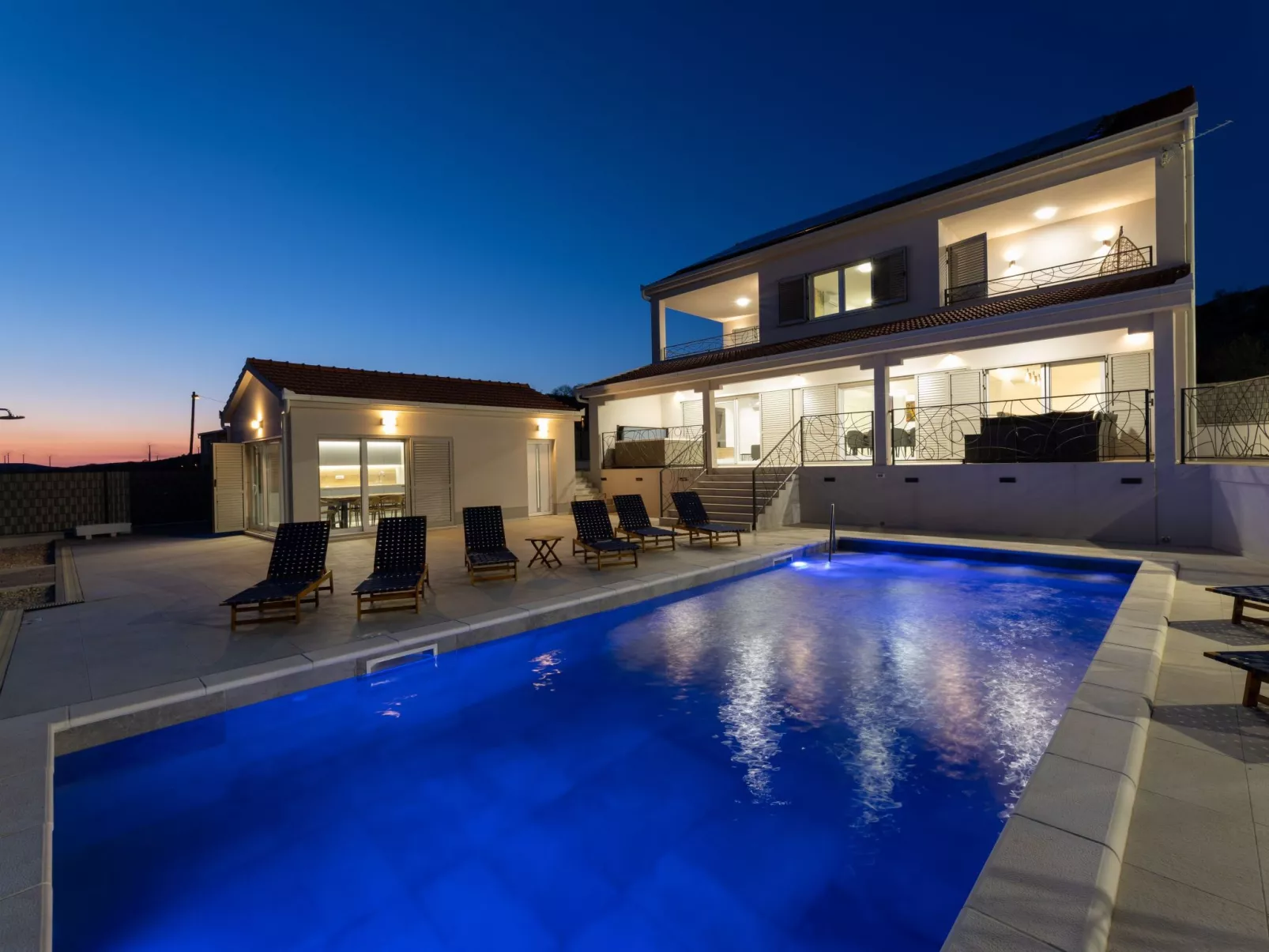 Cottage "Lazy Day Oasis" mit Whirlpool-Draußen