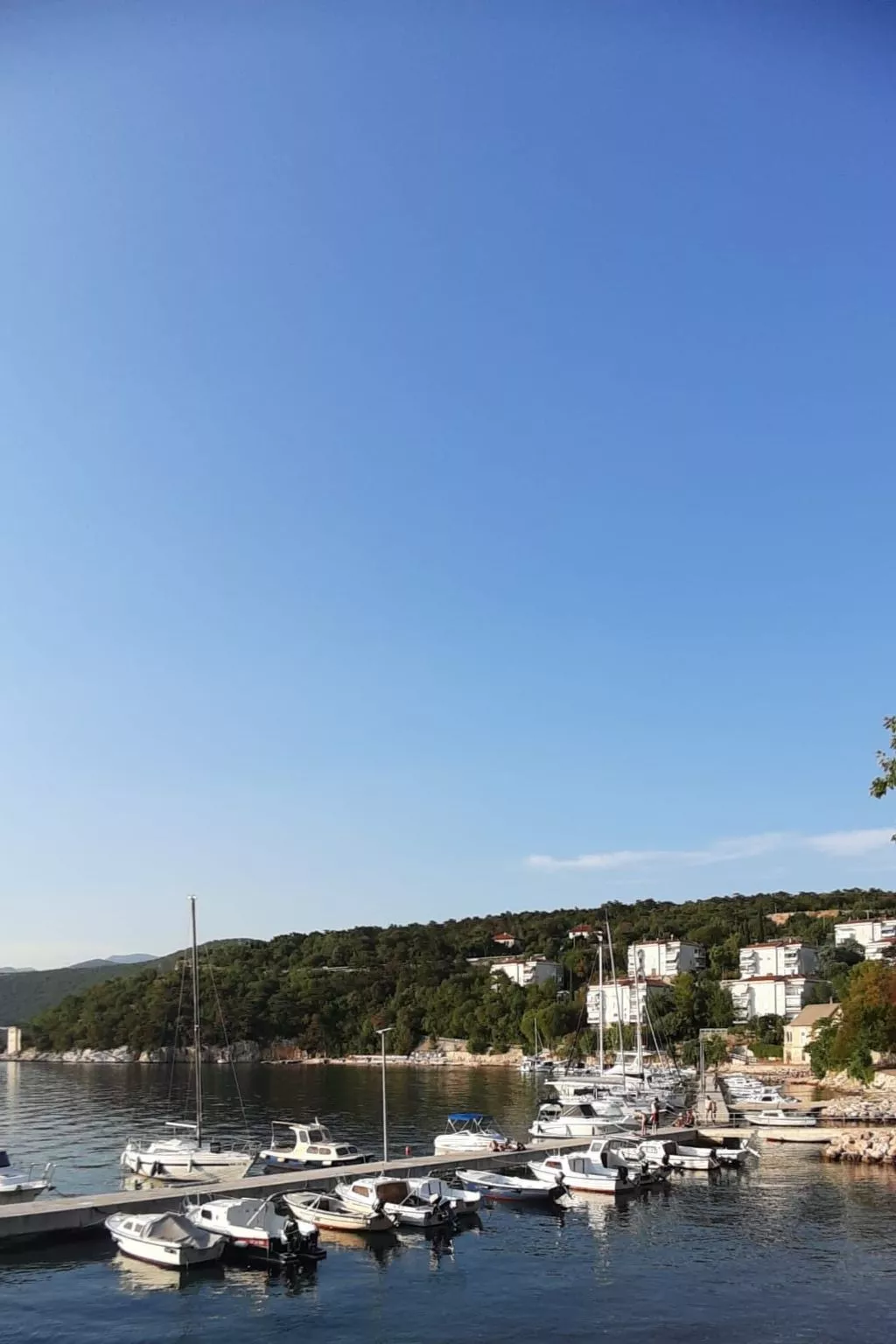 Wohnung mit Blick auf das Wasser-Dehors