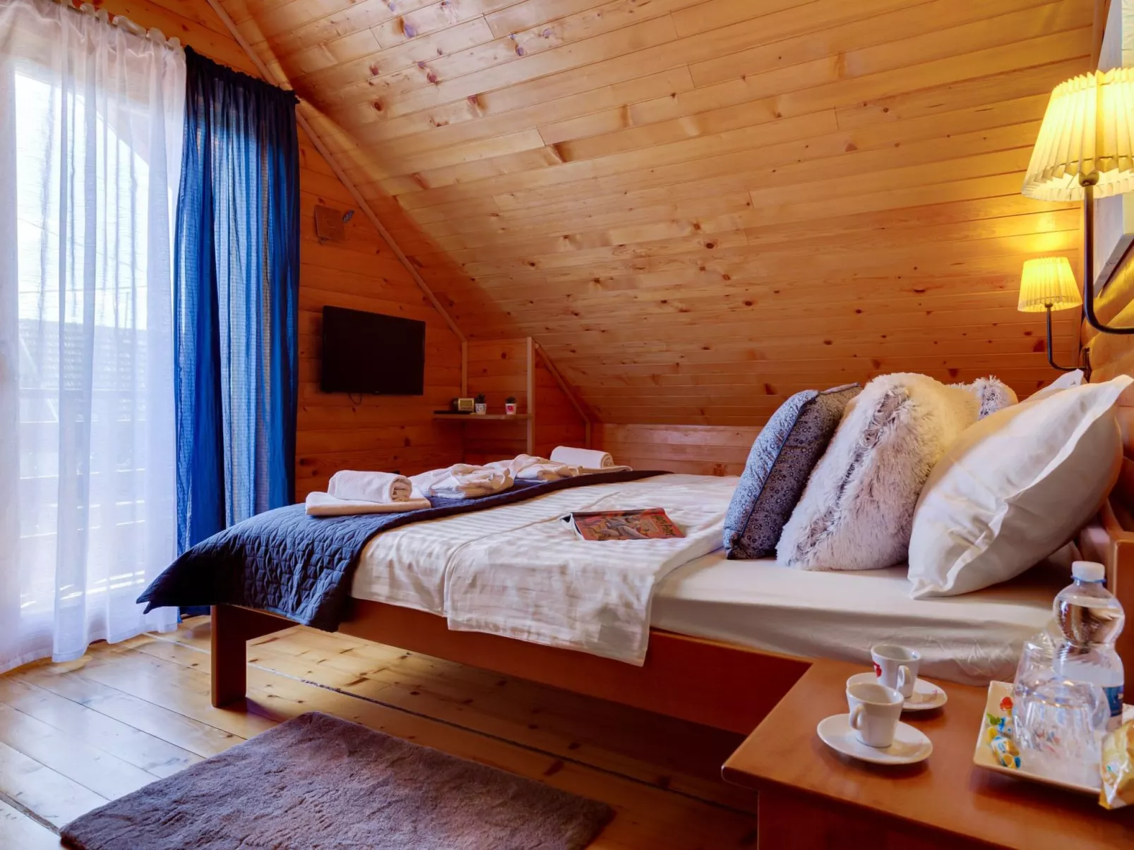 Mala vila Rebeka -großer SwimmingPool-Dedans