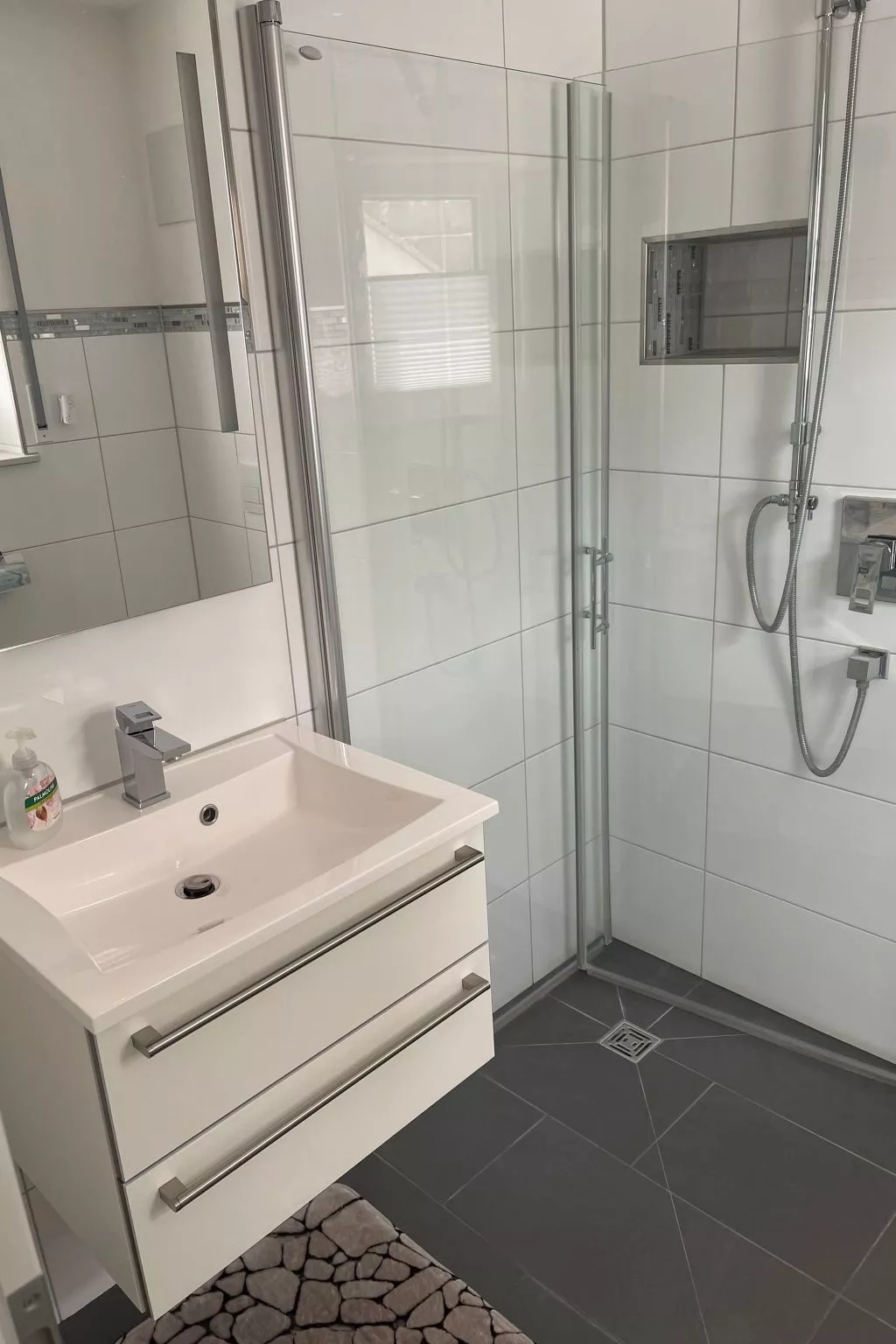 In ruhiger Lage in Seenähe