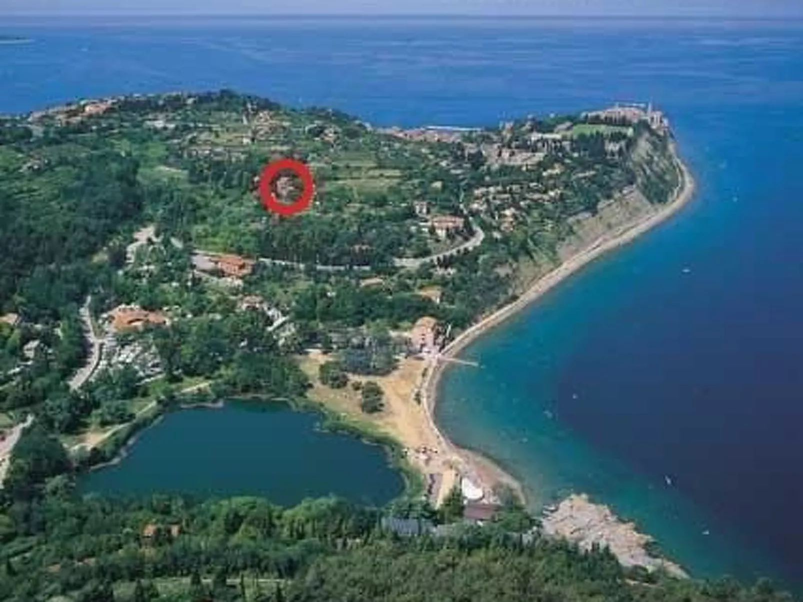 Appartement mit Balkon