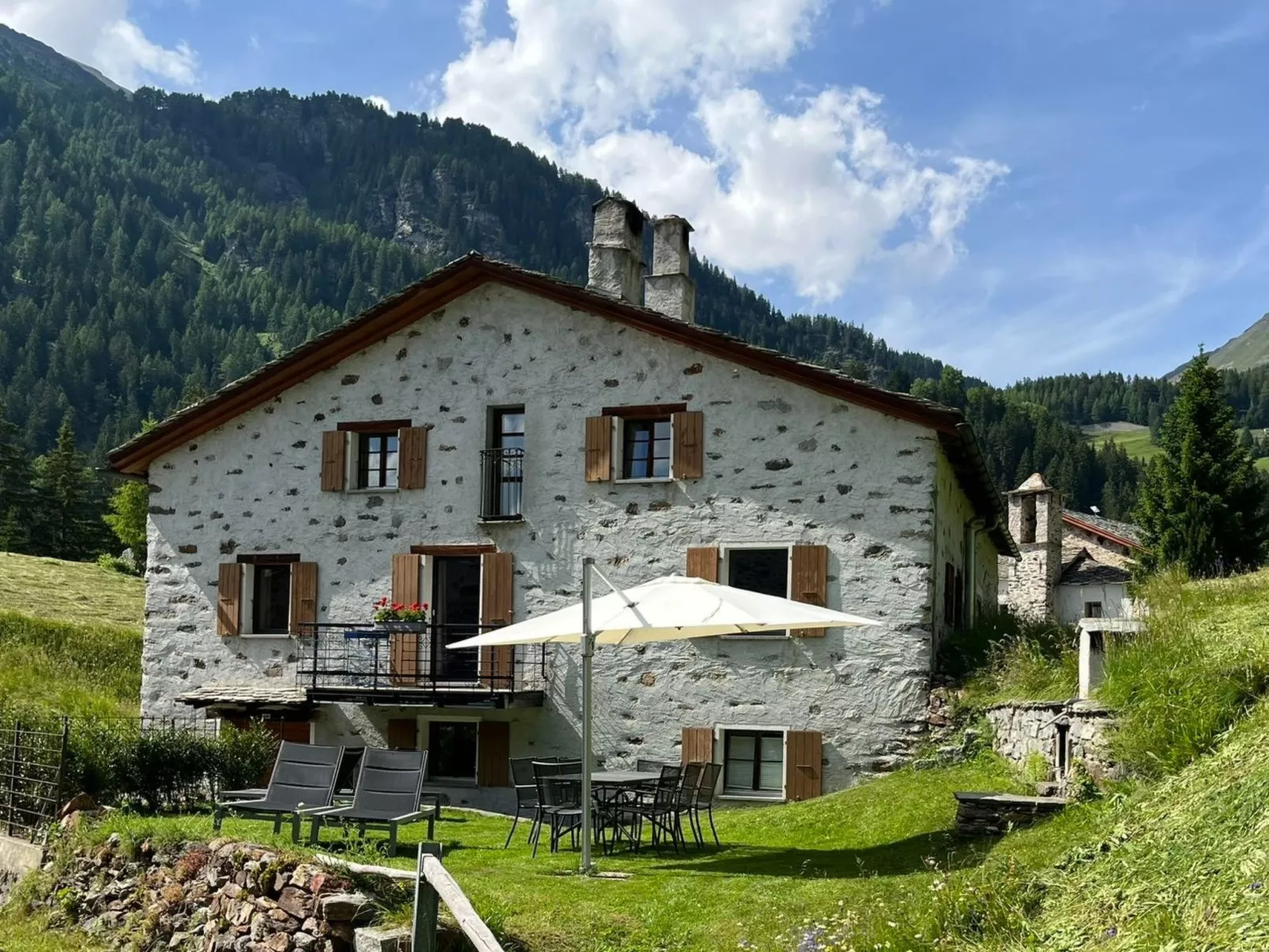 Maiensäss 5.5 Zi. freistehend und romantisch