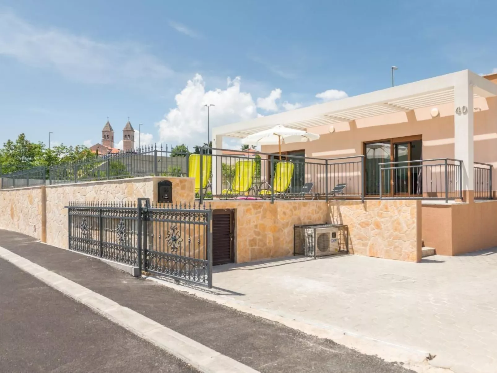 Villa Longfield mit privaten Pool und Sauna-Dehors