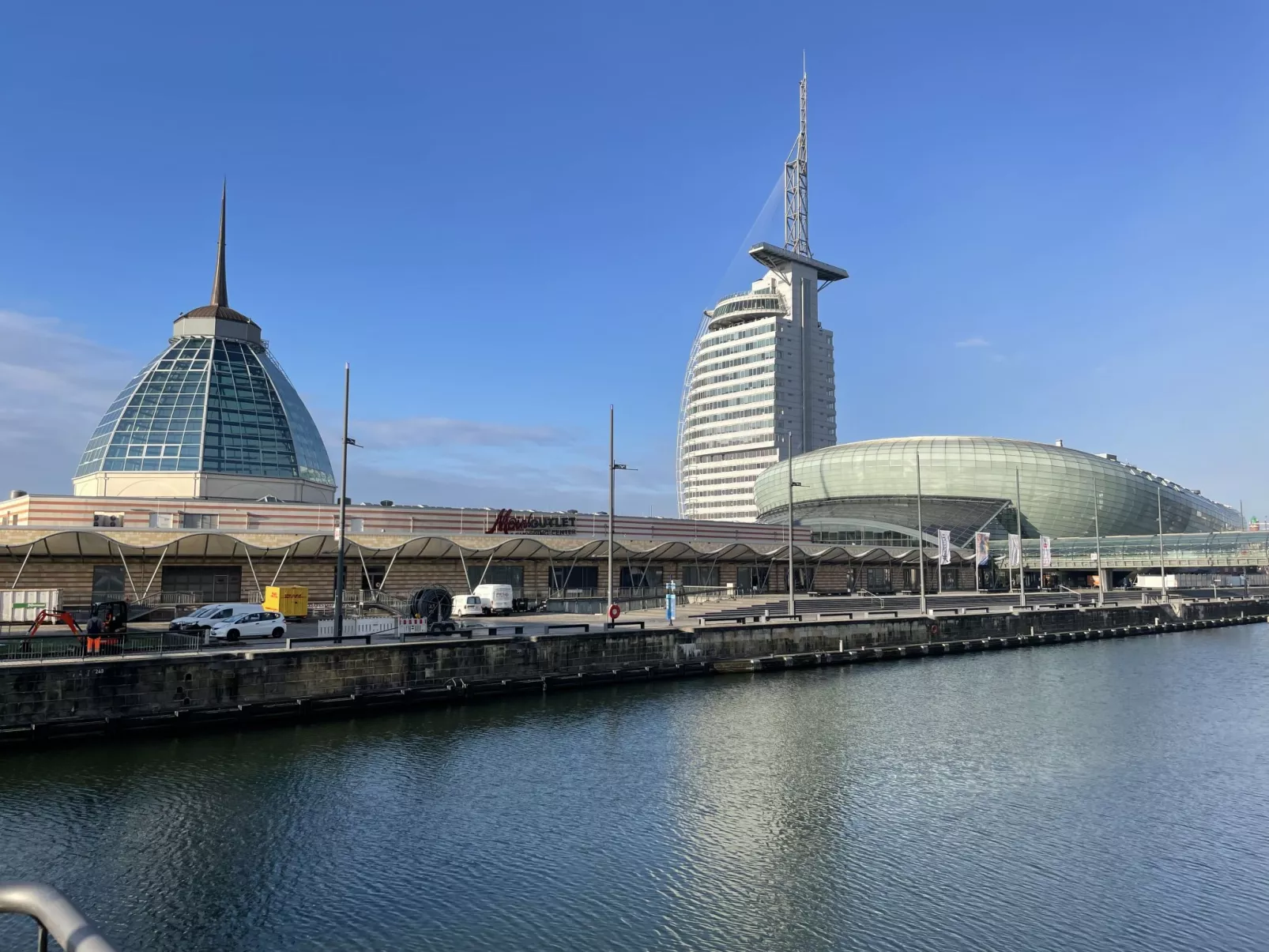 Zentrale Wohnung mit Klavier, Kunst und Design-Umgebung