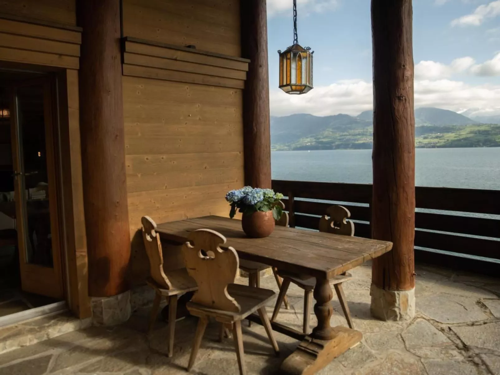 Chalet am See mit Panorama Aussicht-Dehors