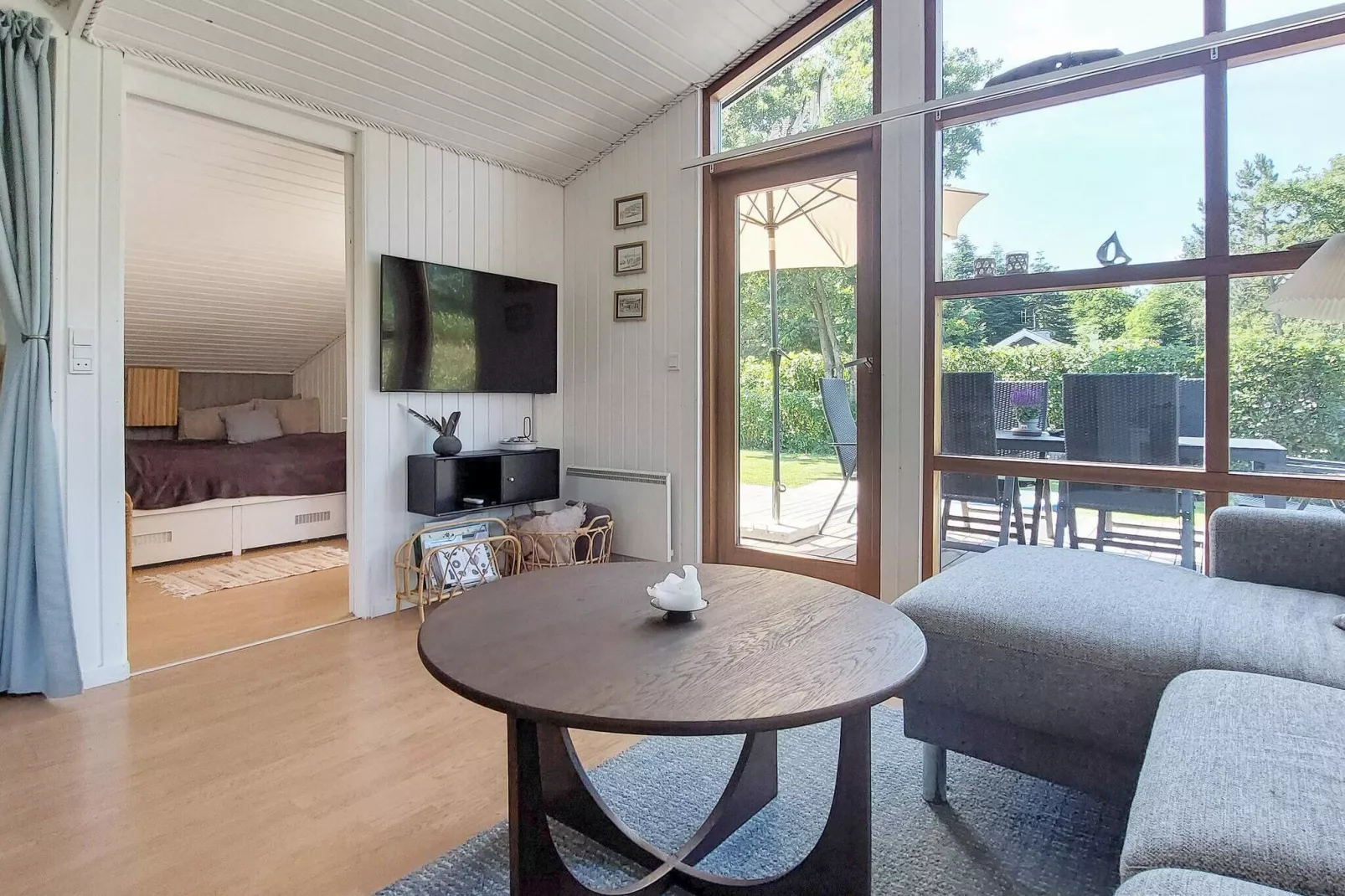 6 person holiday home in Hemmet-By Traum-Indoor