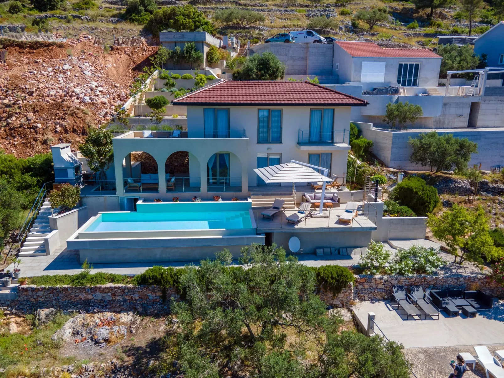 "vila Belveder" mit Infinity-Pool-Image-tags.info