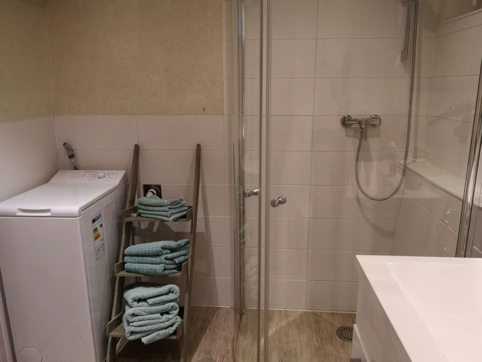 "Sonne & Mond"-Dedans