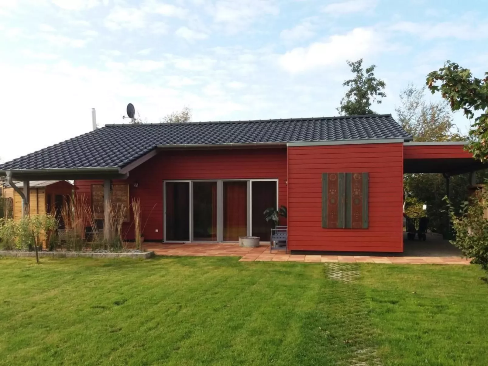 Pinto Rosso-Draußen