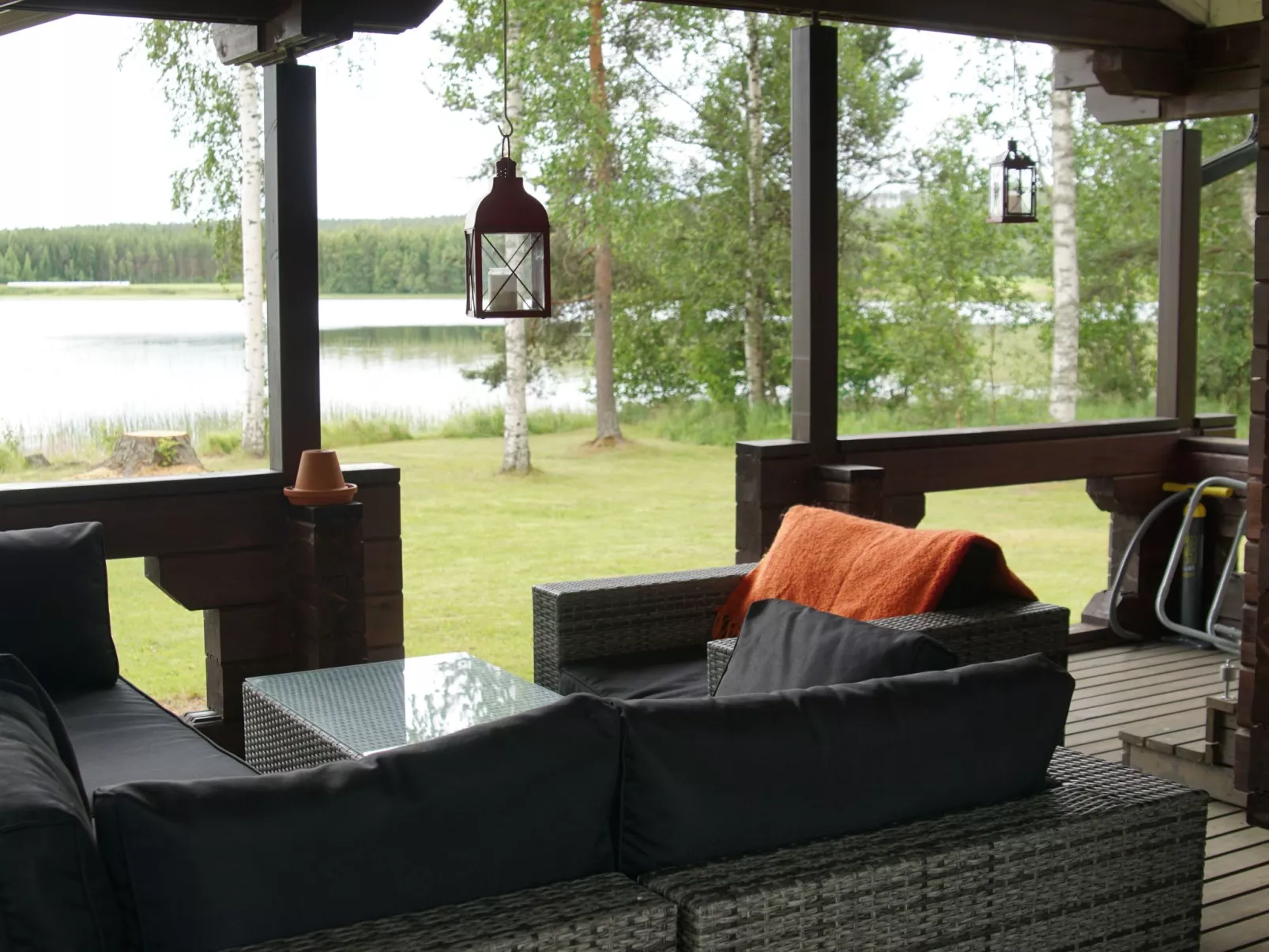 Ferienvilla mit Sauna und Garten am See-Inside