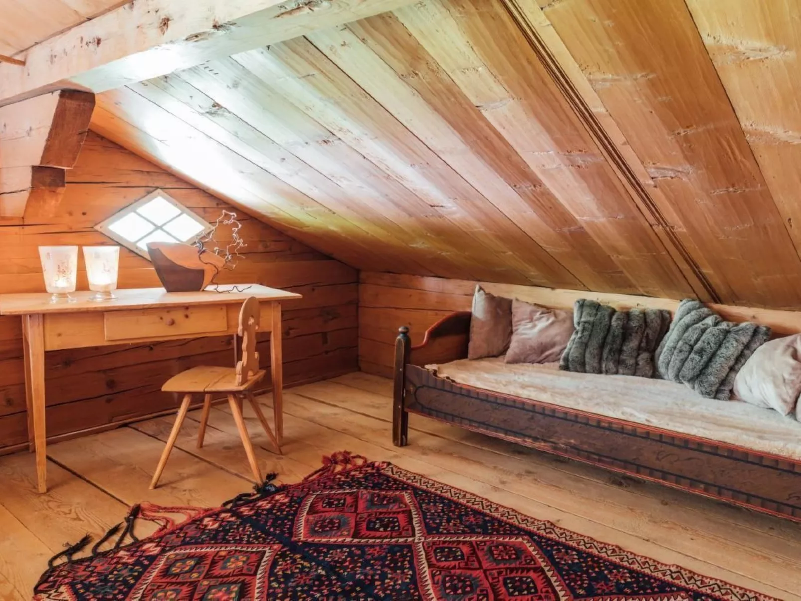 Alphütte Lenk-Gstaad-Drinnen