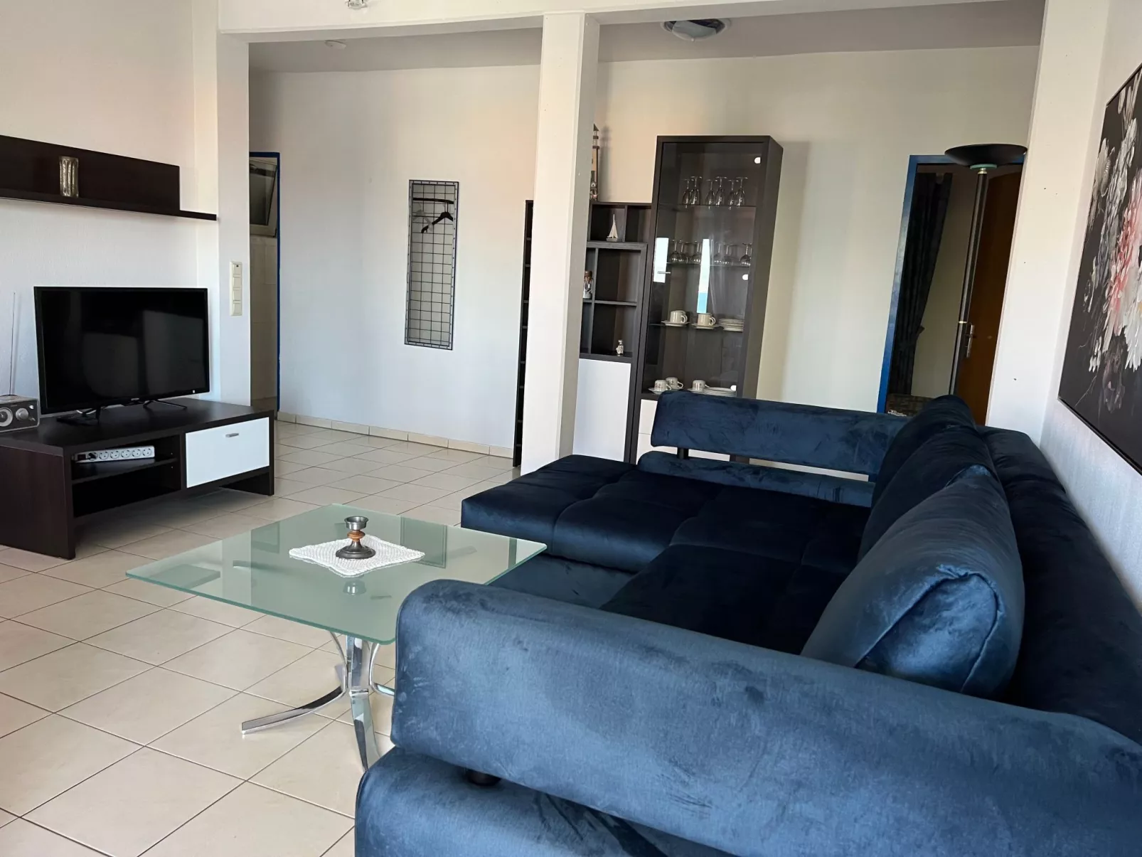 Für sechs Personen mit Terrasse im Erdgeschoss gelegen-Inside