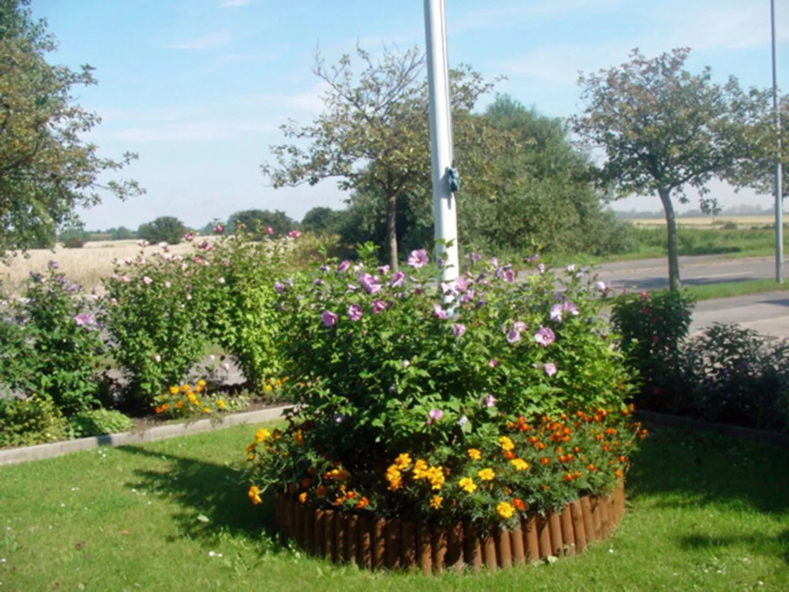 Wohnung in Neue Tiefe mit Terrasse, Garten und Grill