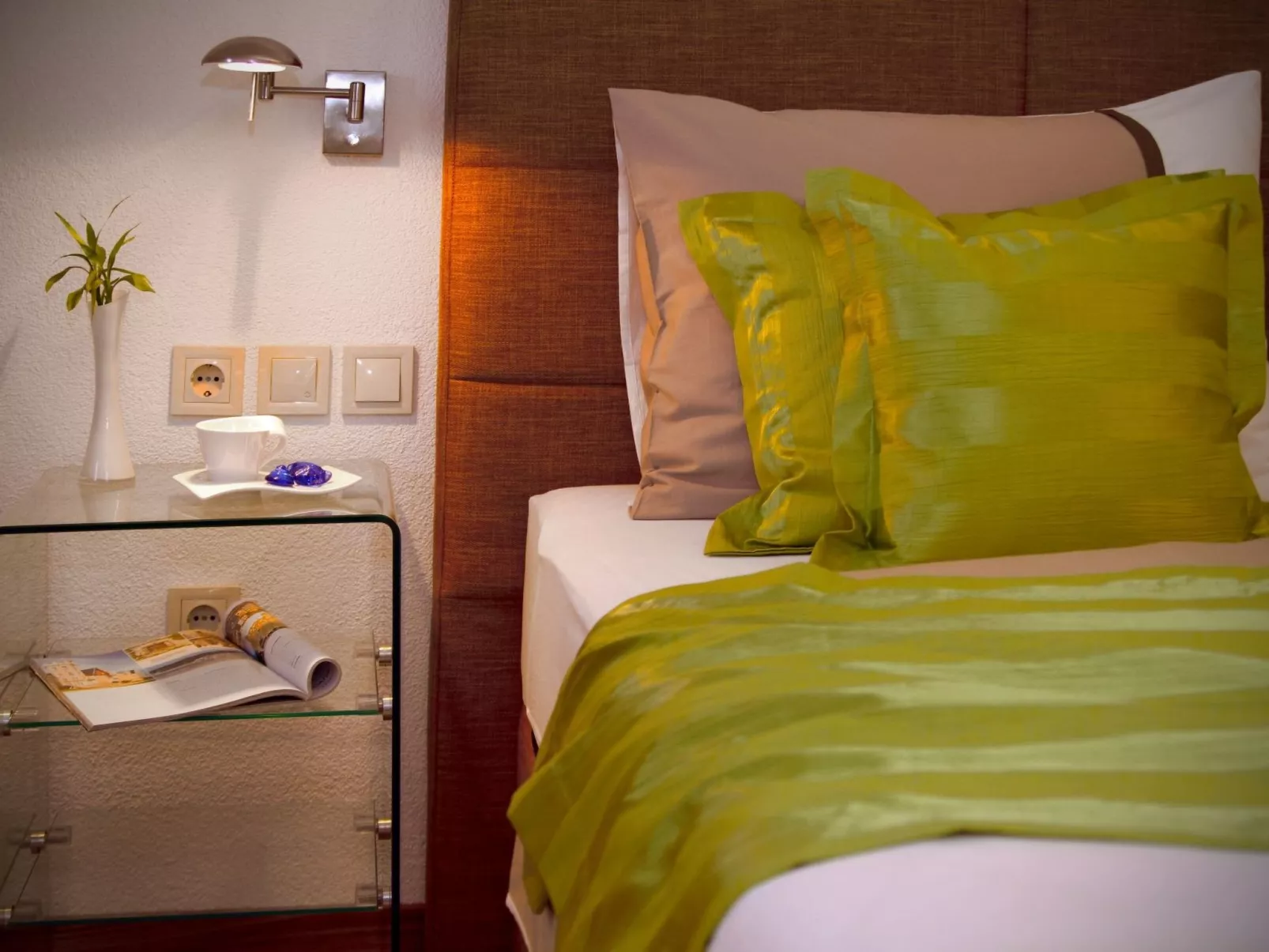 In Bol mit privatem Parkplatz-Drinnen