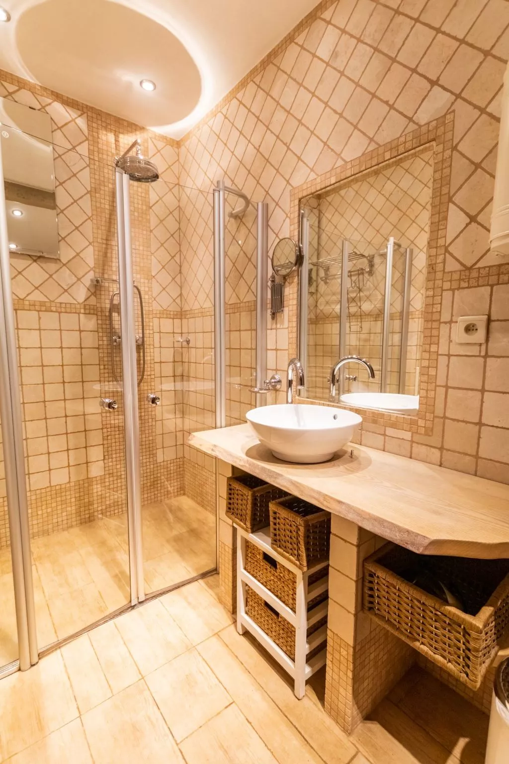 Villa "Spineux" Schwimmbäder/Whirlpool/Sauna 11pers-Drinnen