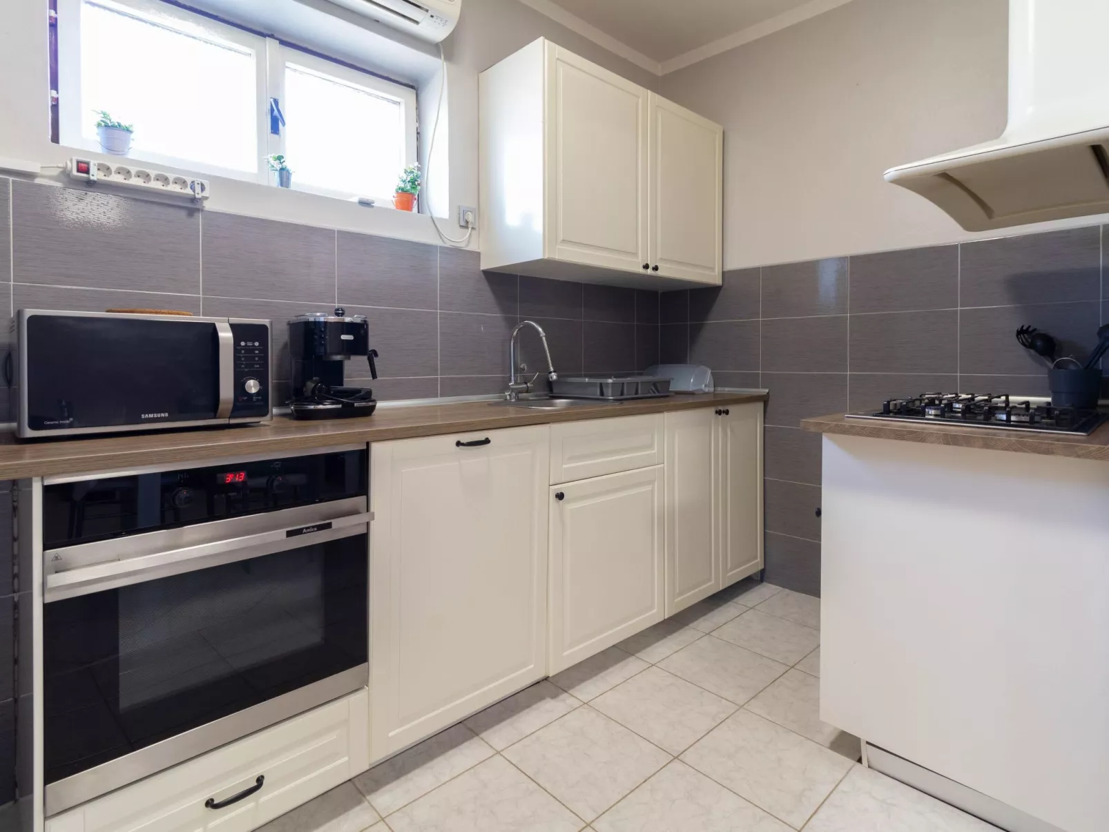 "Jasmin"-Image-tags.info