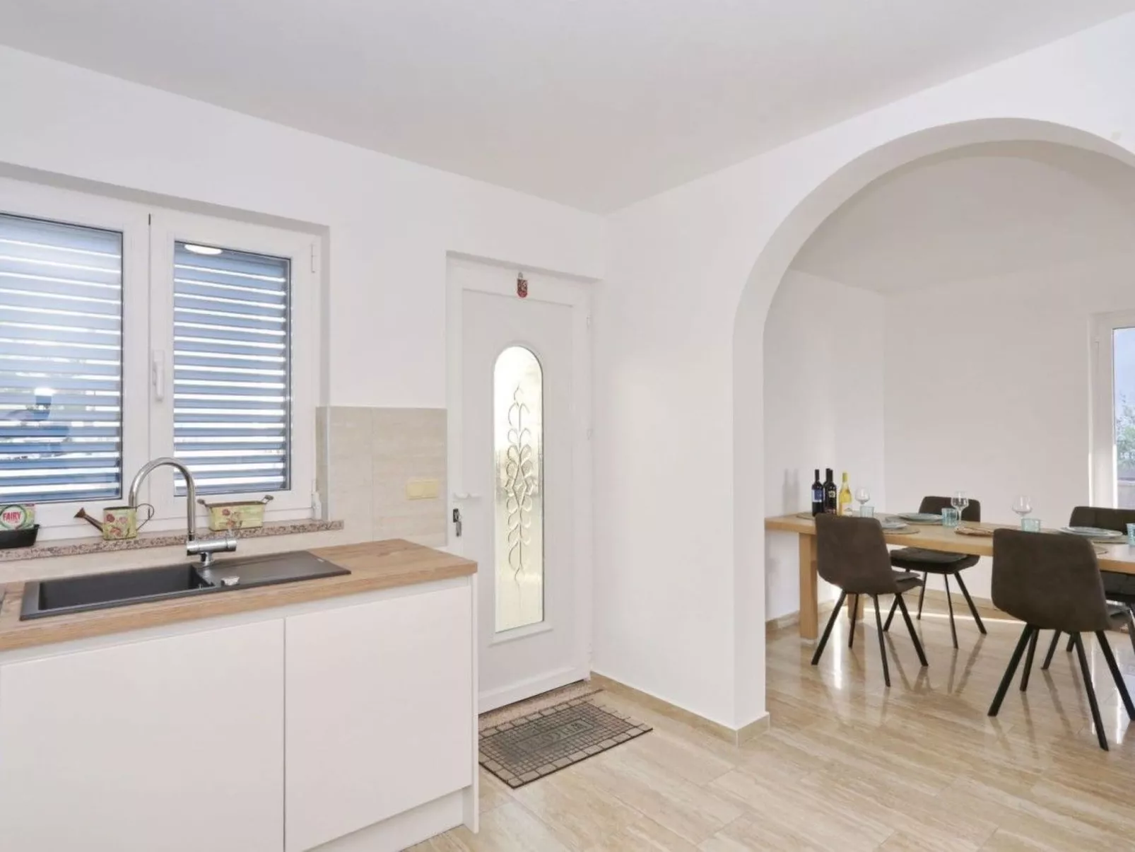 Haus am Strand in Zaton - TA Leut Agency-Drinnen