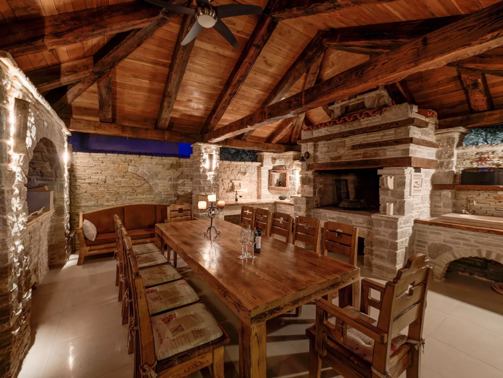 Wohnung für 2, Schwimmbad-Drinnen