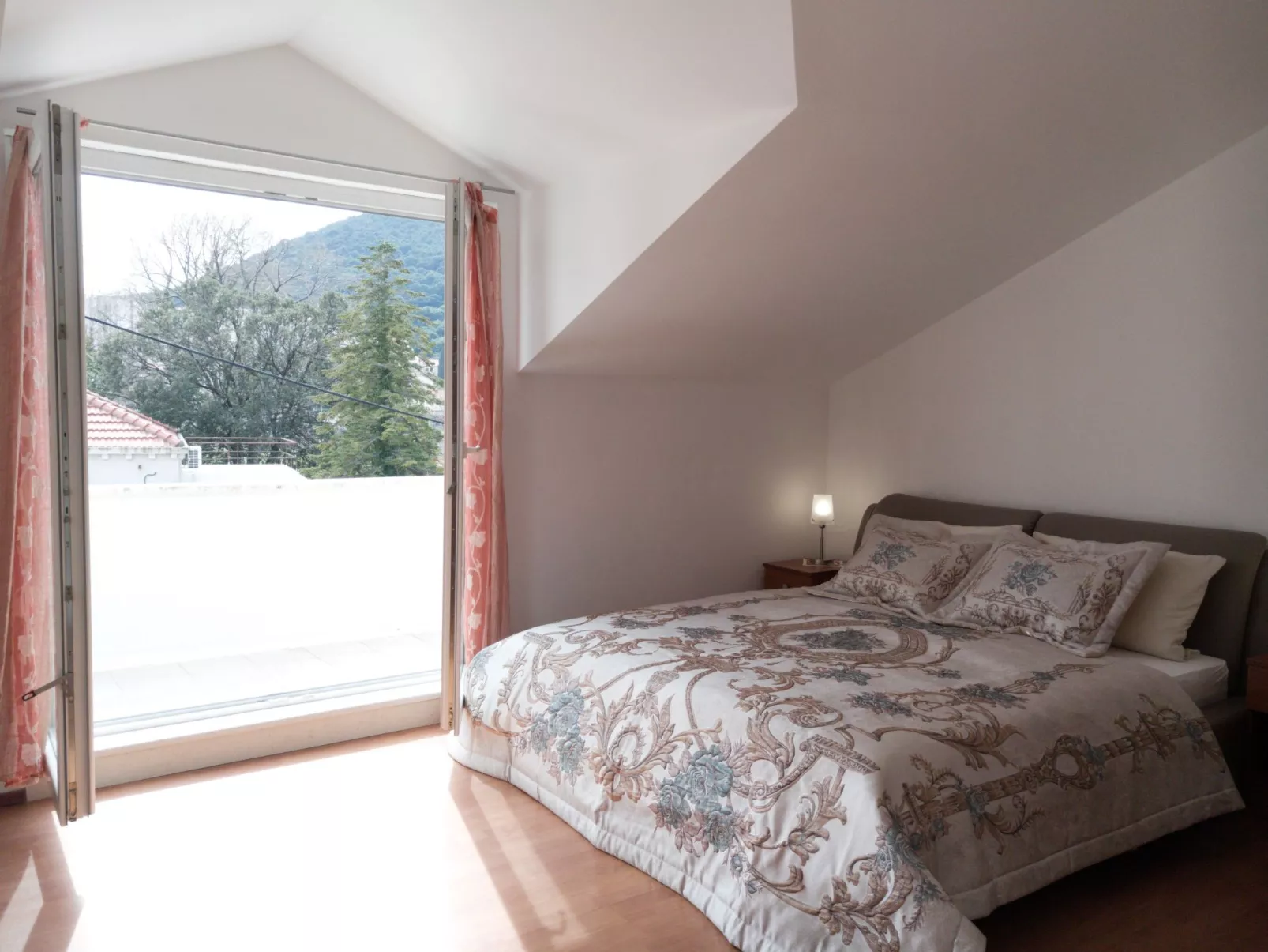 Für 2 Personen  + 1 Kind ca. 65 m&sup2; in Dubrovnik-Babin Kuk, Dalmatien (Dubr