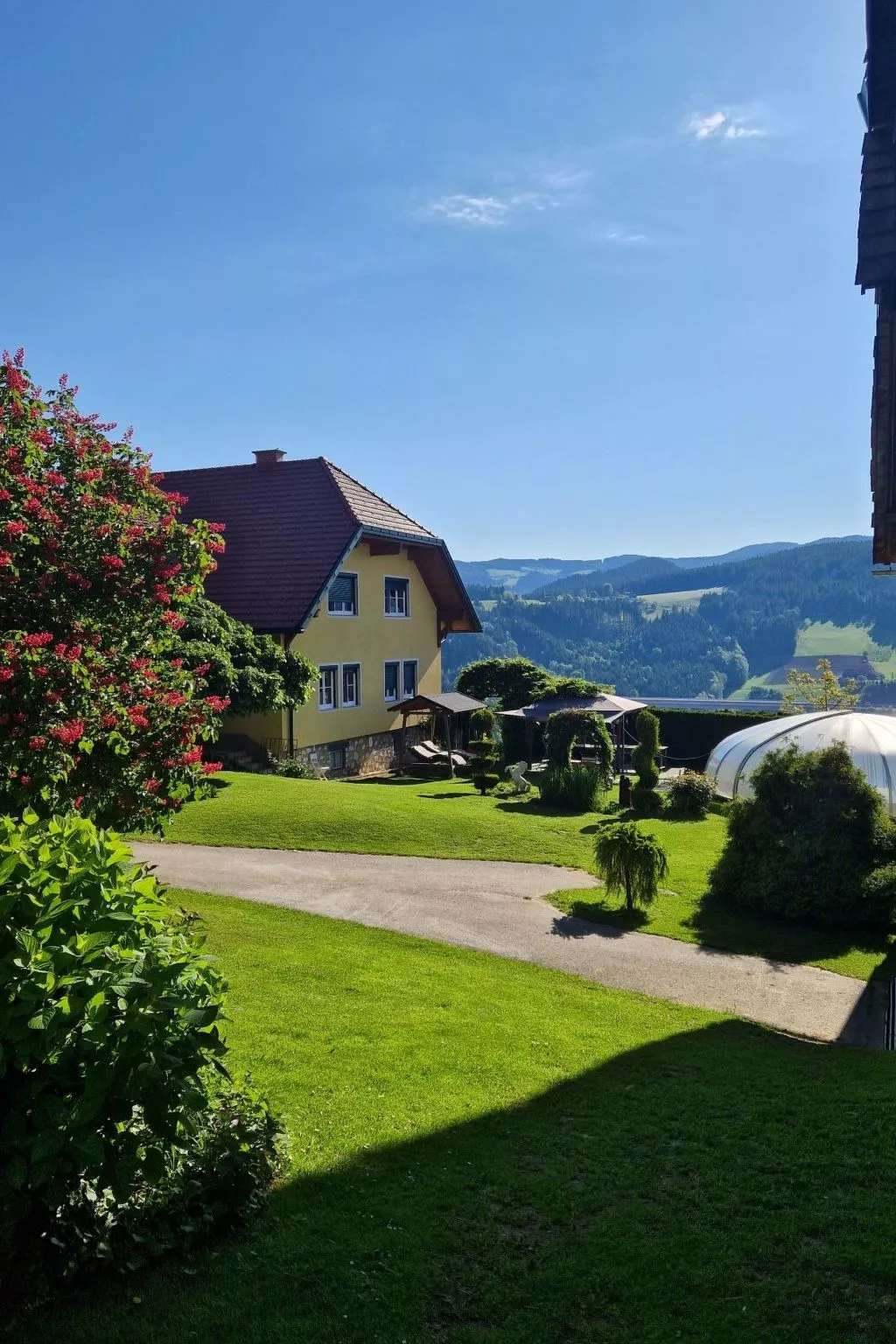 Bergbauernsuite-Outside